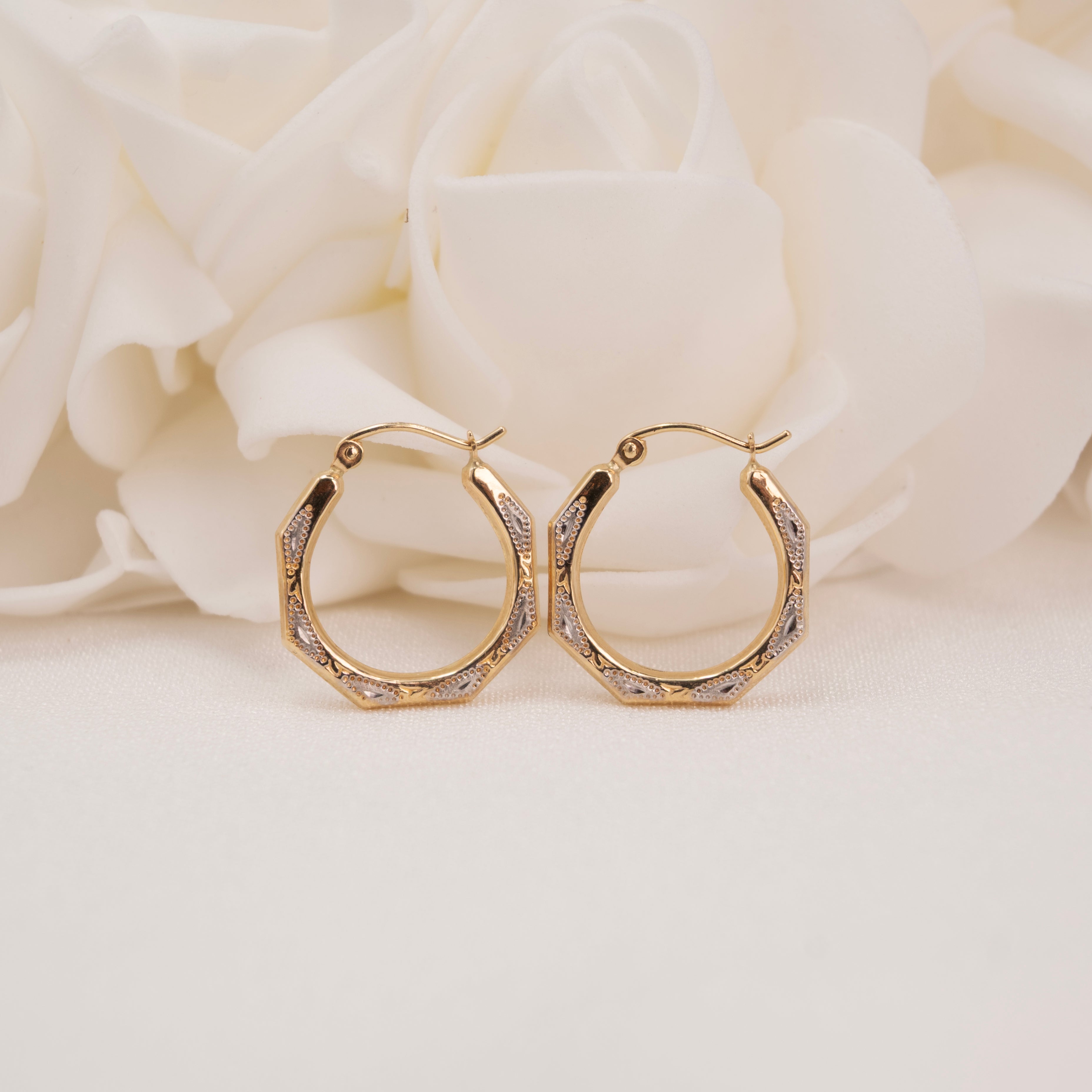 Aros hexagonales de dos tonos de 14 k