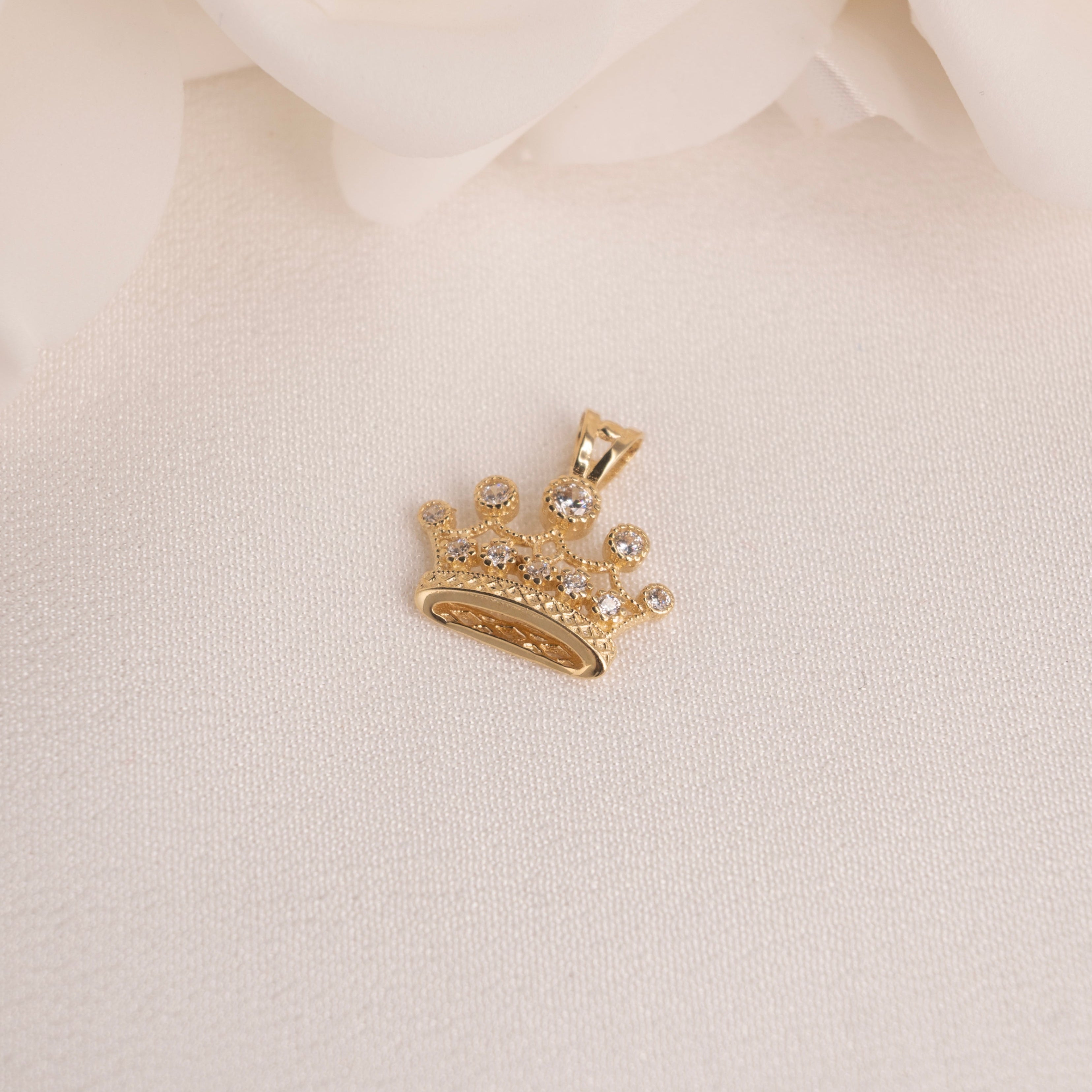 14k 3D Crown Charm Necklace