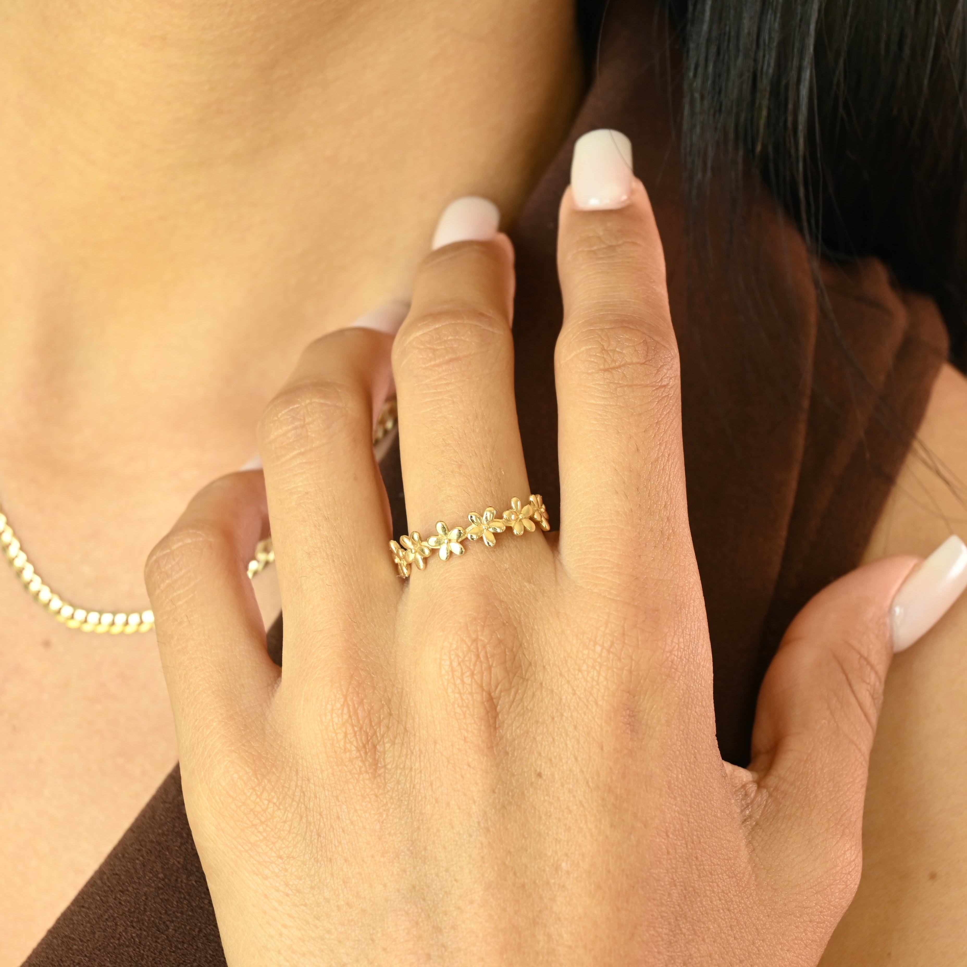 14k Flowers Ring Band
