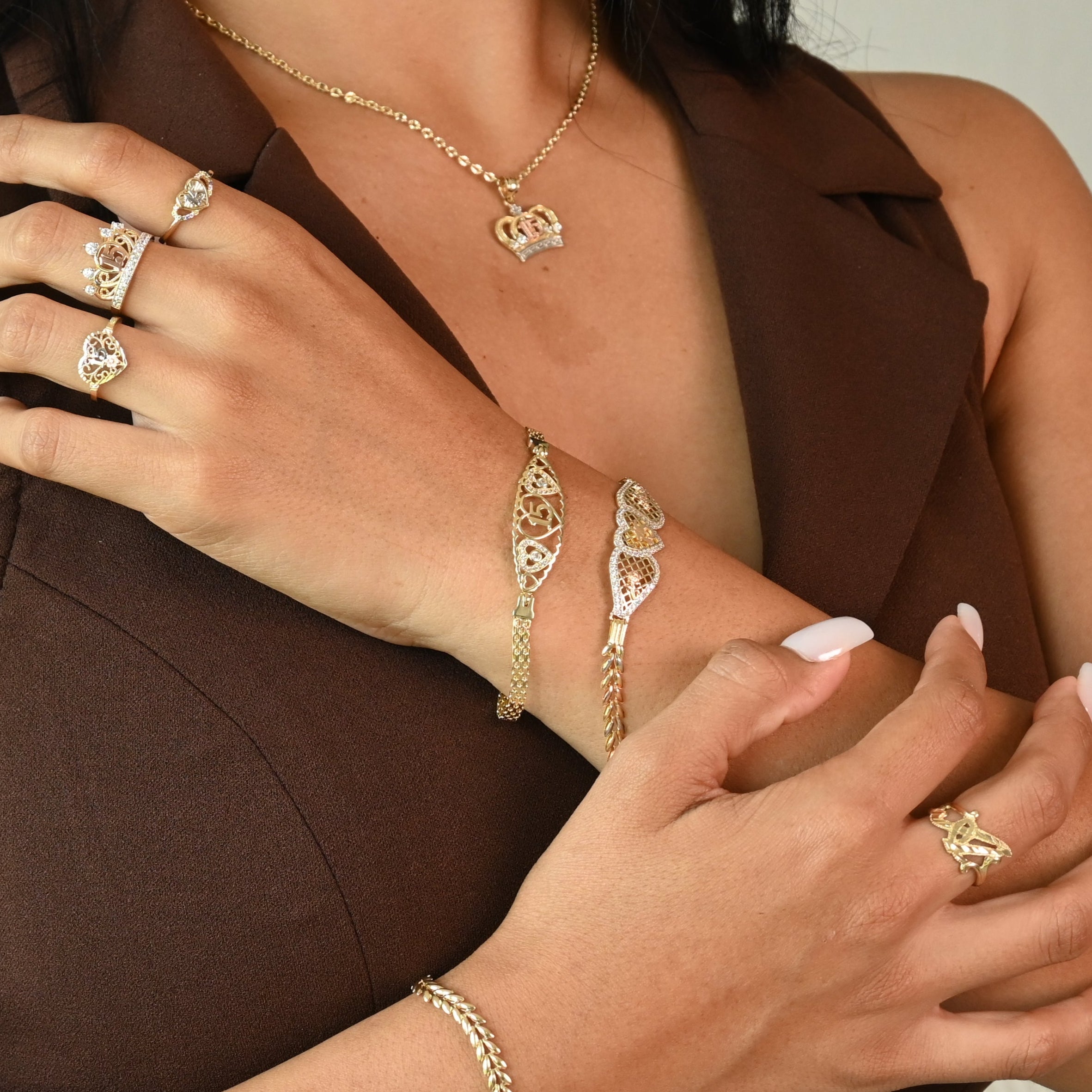 14k Tricolor Quinceañera Heart Bracelet