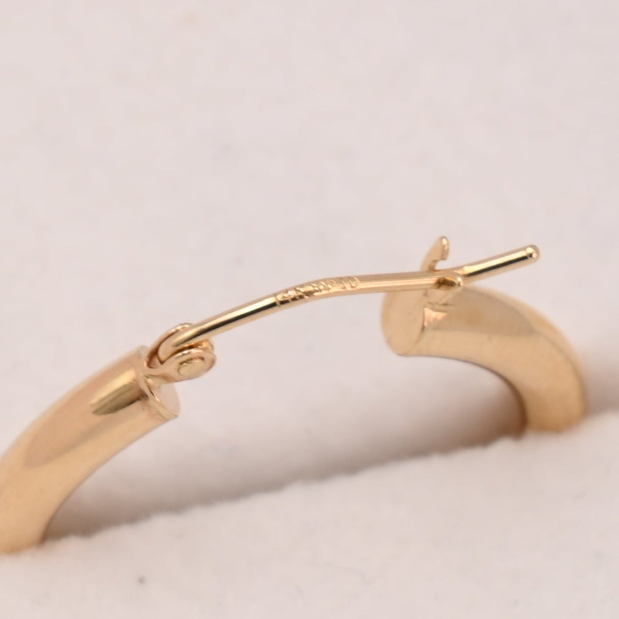 14k Classic Hoop Earrings - 3mm