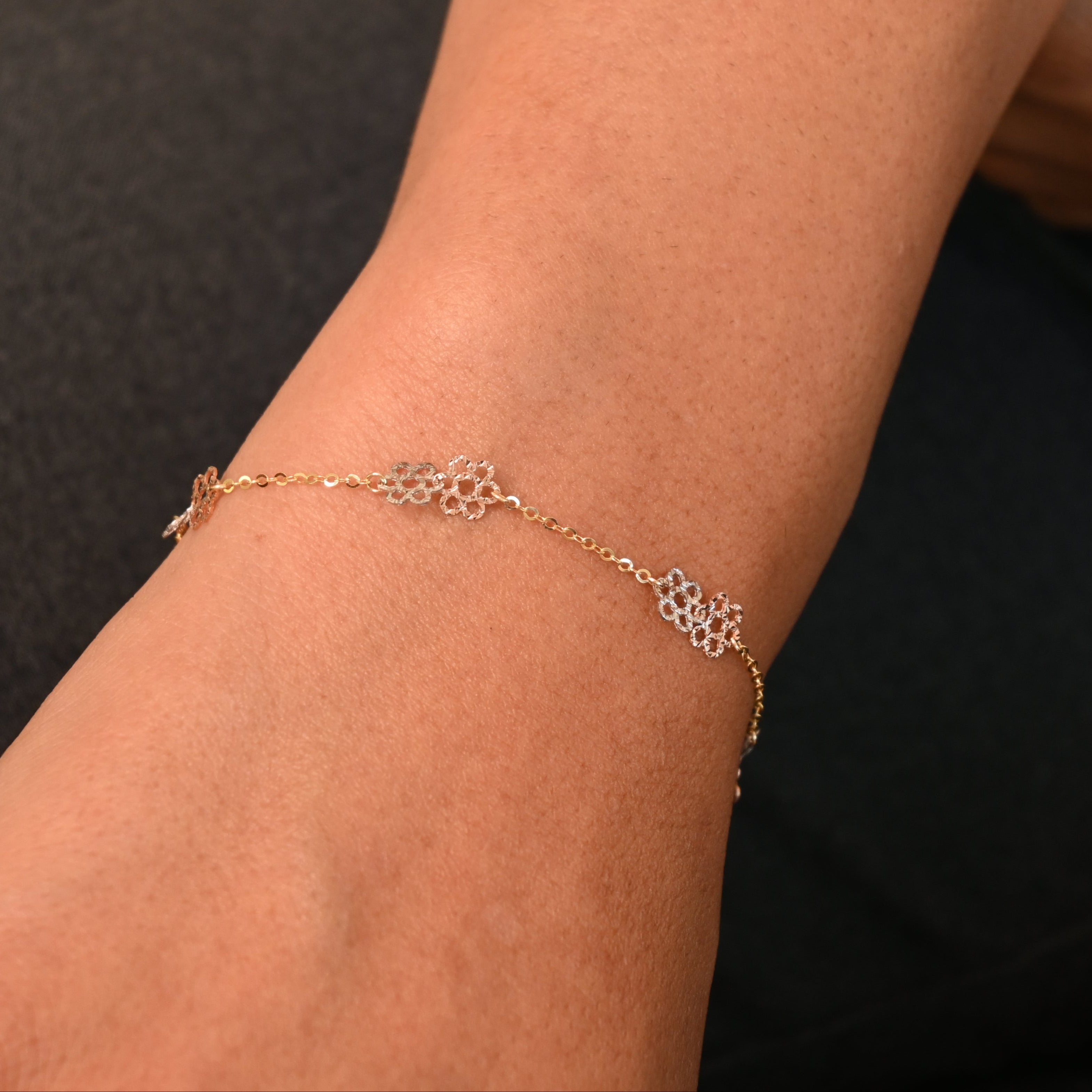 14k Tricolor Flowers Bracelet