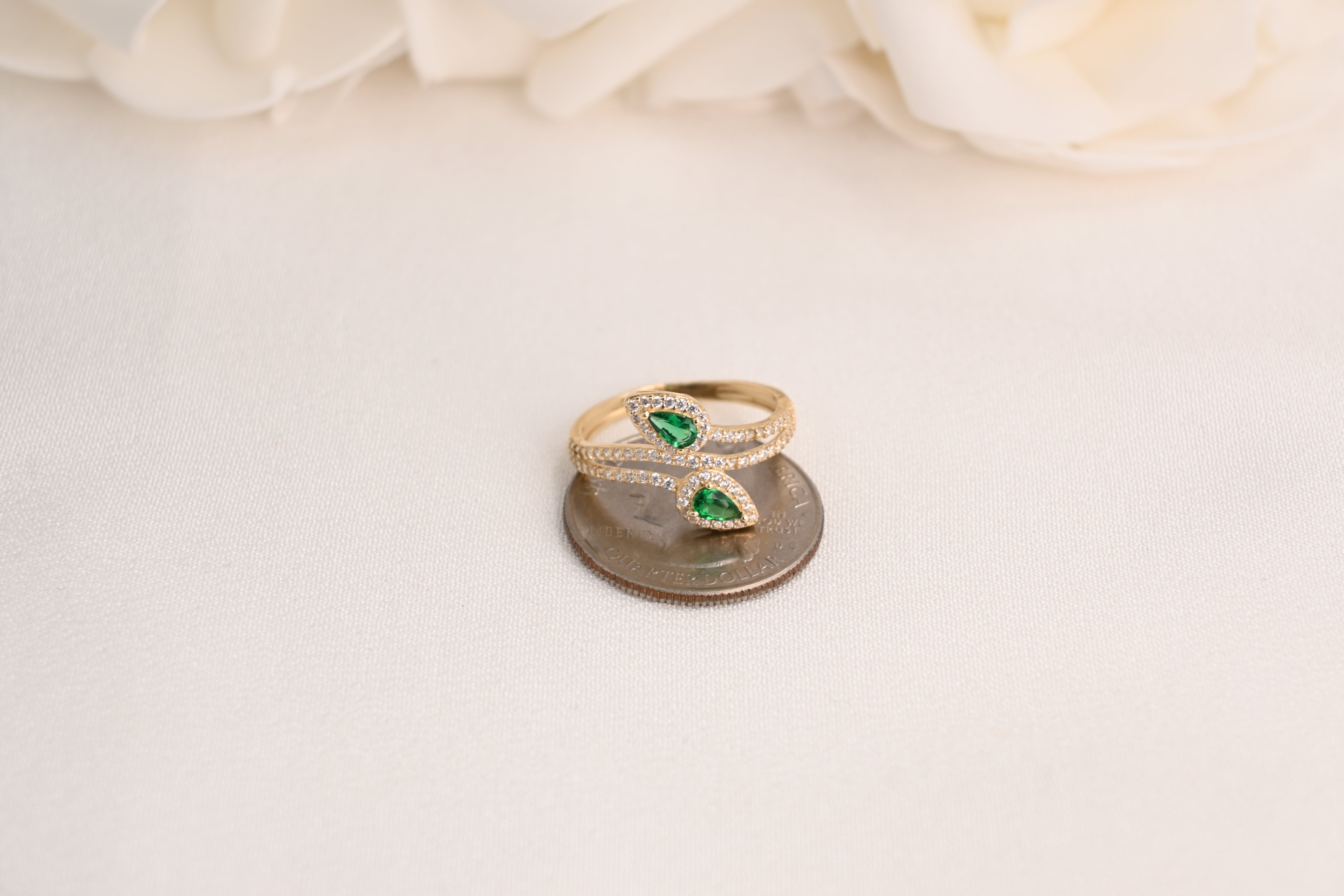 14k Simulated Emerald Ring