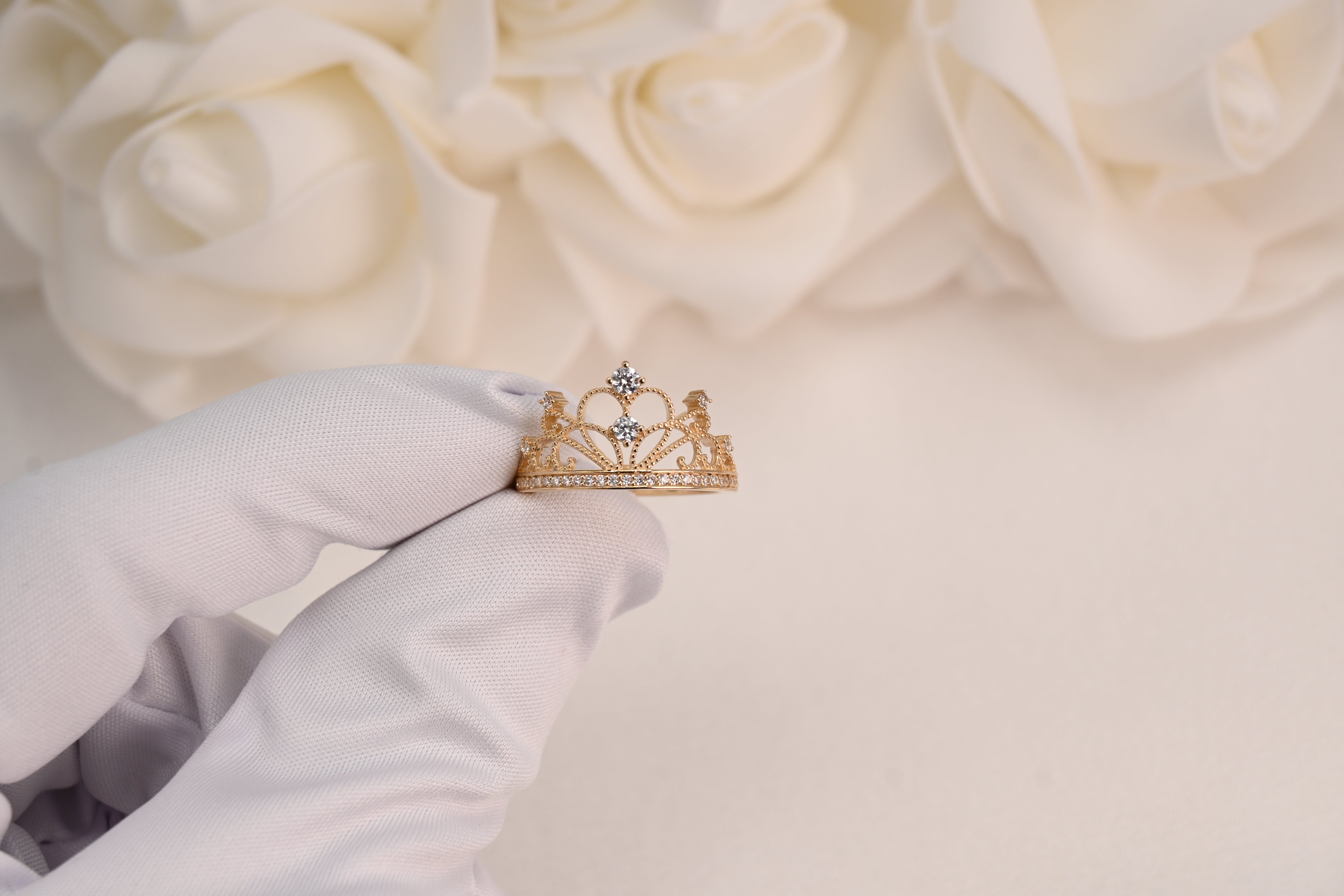 14k Filigree Crown Ring
