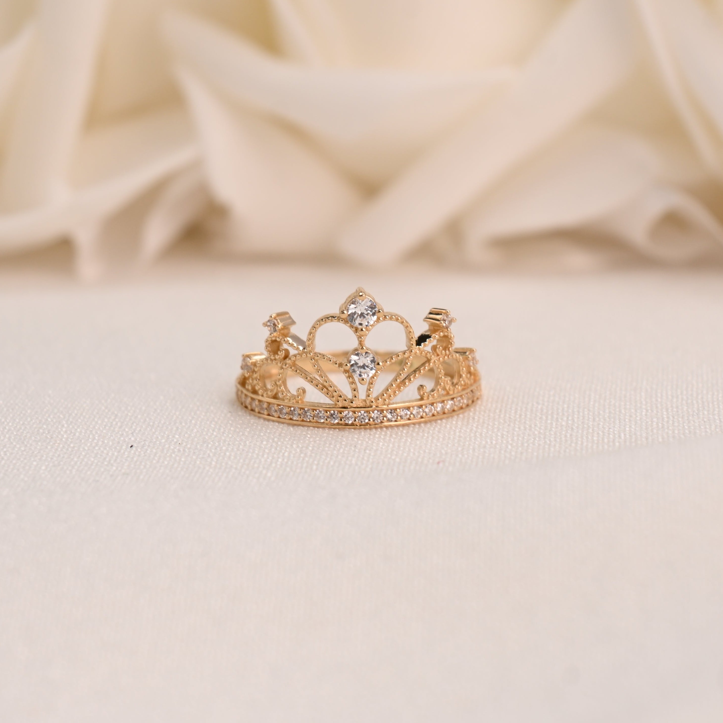 14k Filigree Crown Ring
