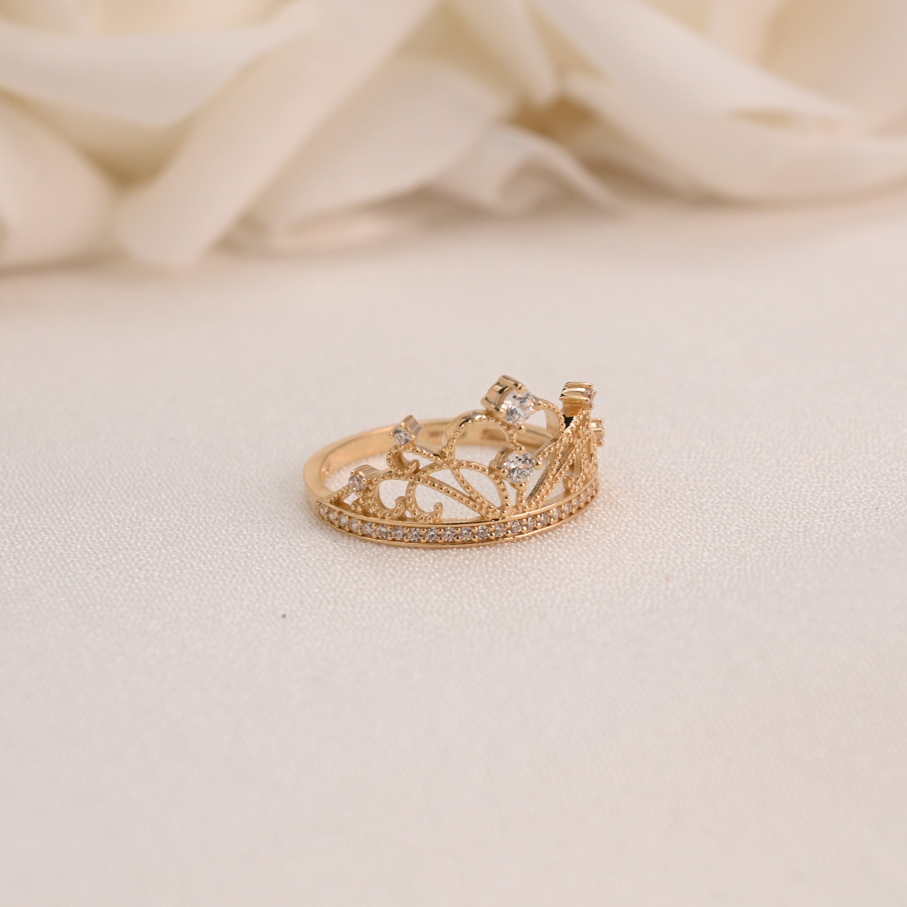 14k Filigree Crown Ring