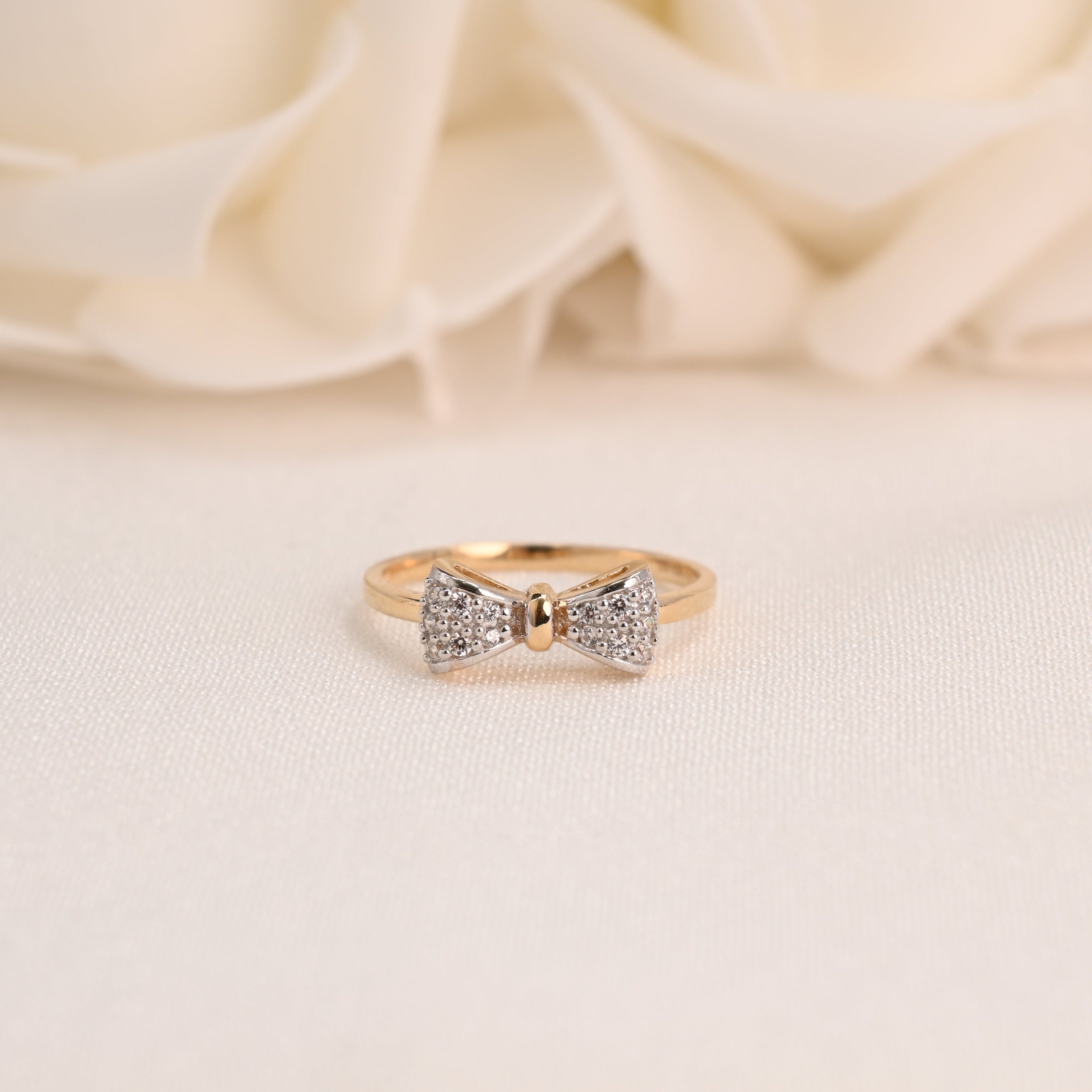 14K Bow Ring