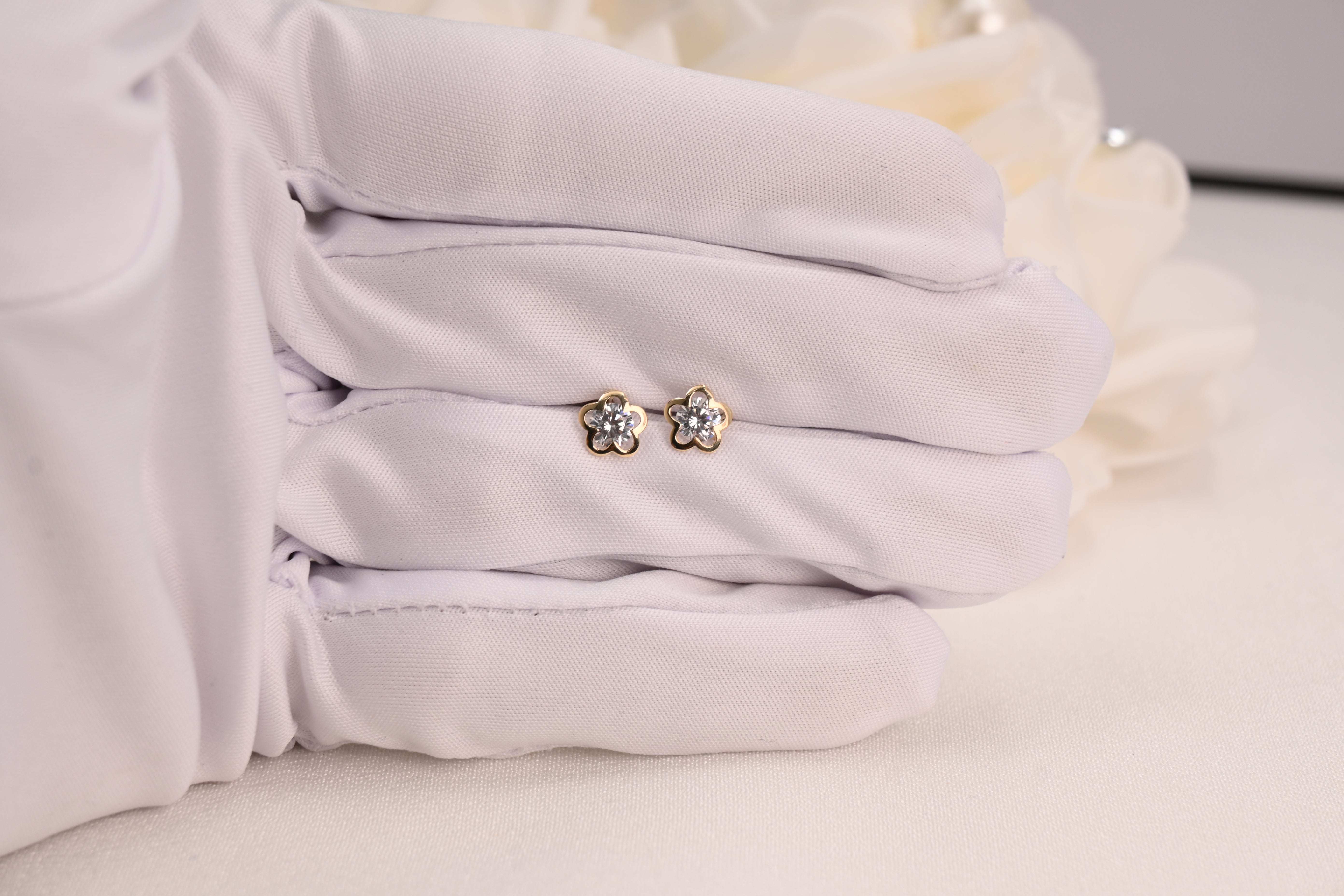 14k Flower Stud Earrings