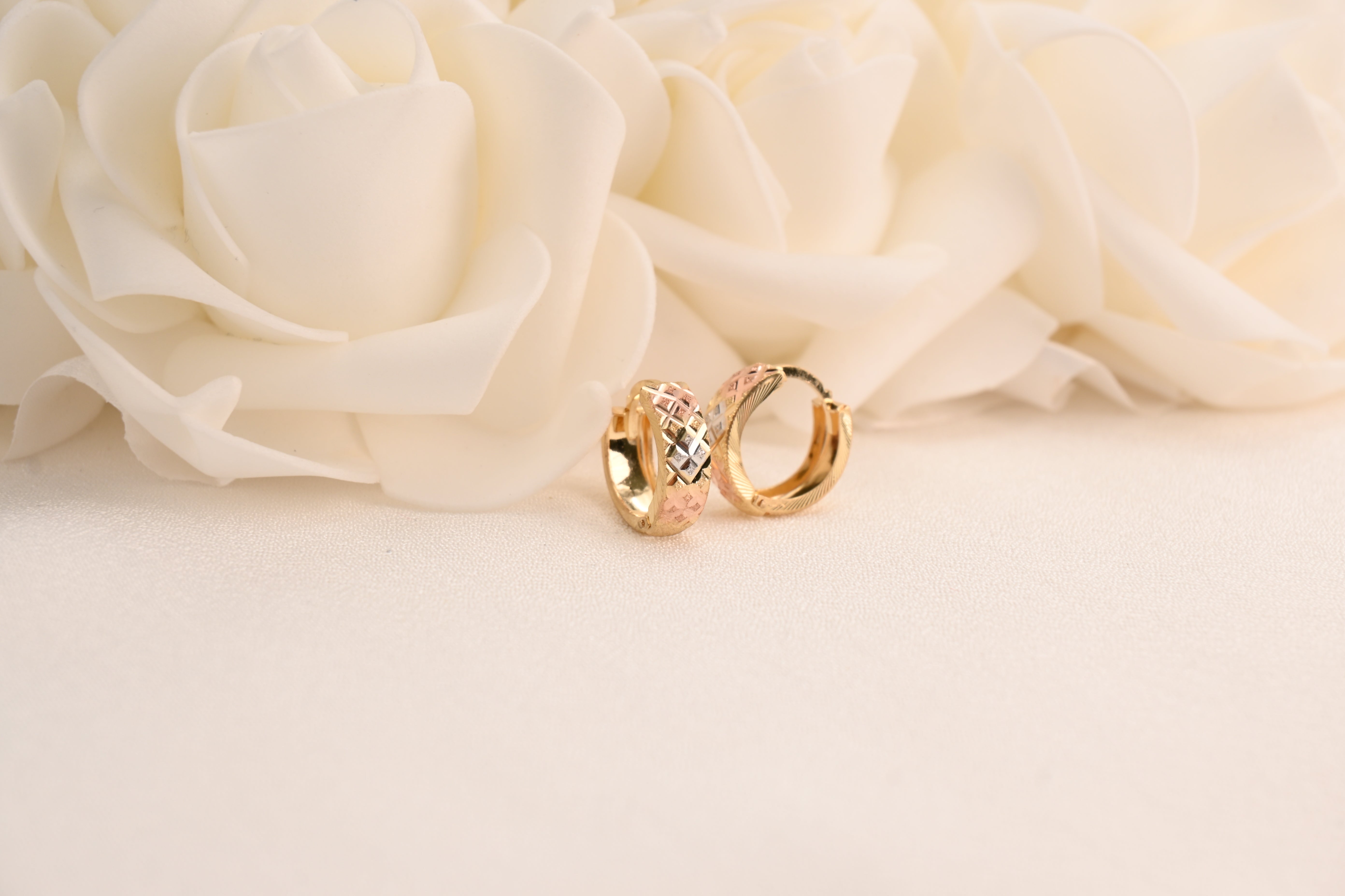 14k Tricolor X Diamond Cut Huggie Earrings - 15mm