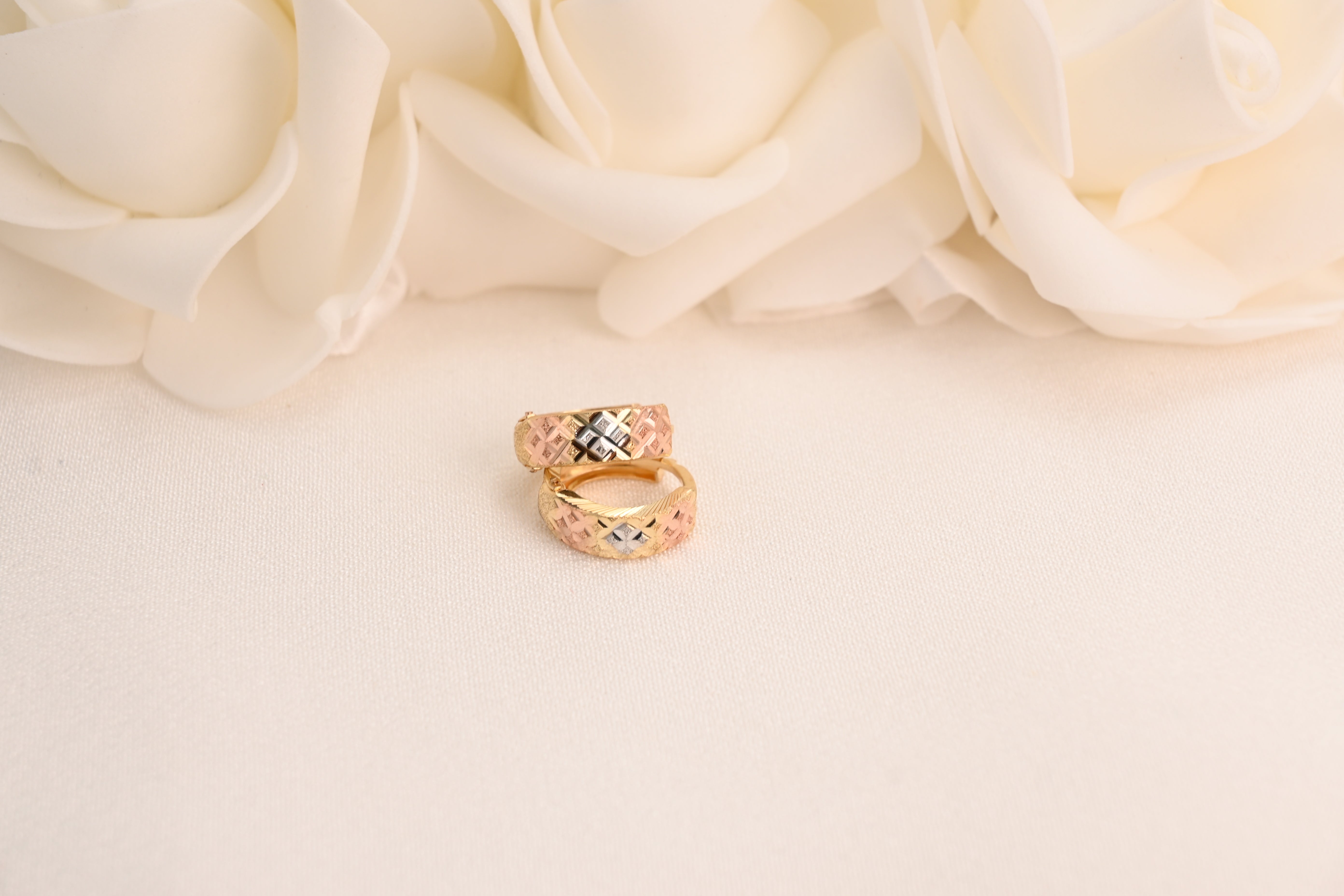 14k Tricolor X Diamond Cut Huggie Earrings - 15mm