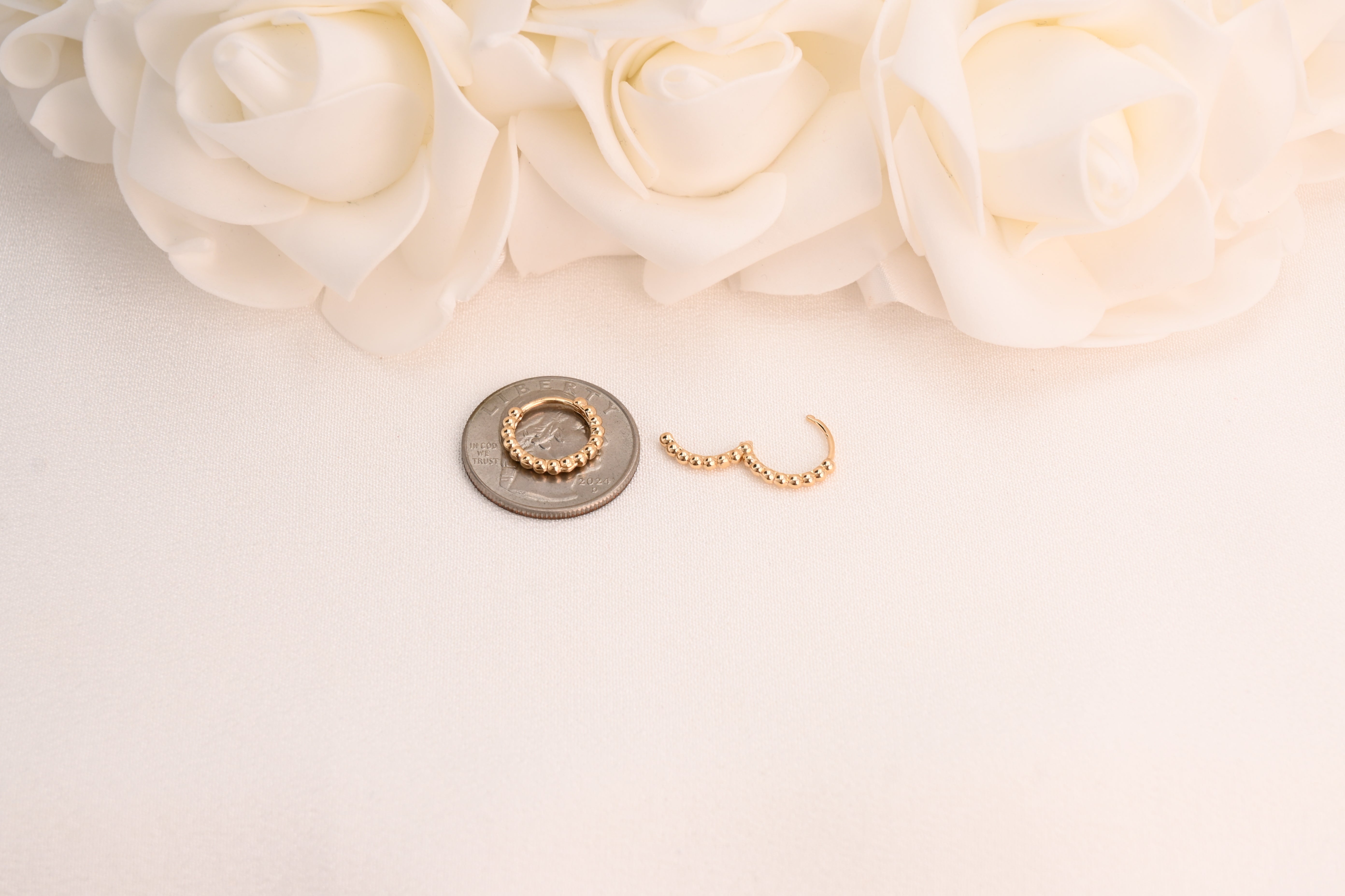 Aretes Huggies de cuentas de 14k - 15 mm