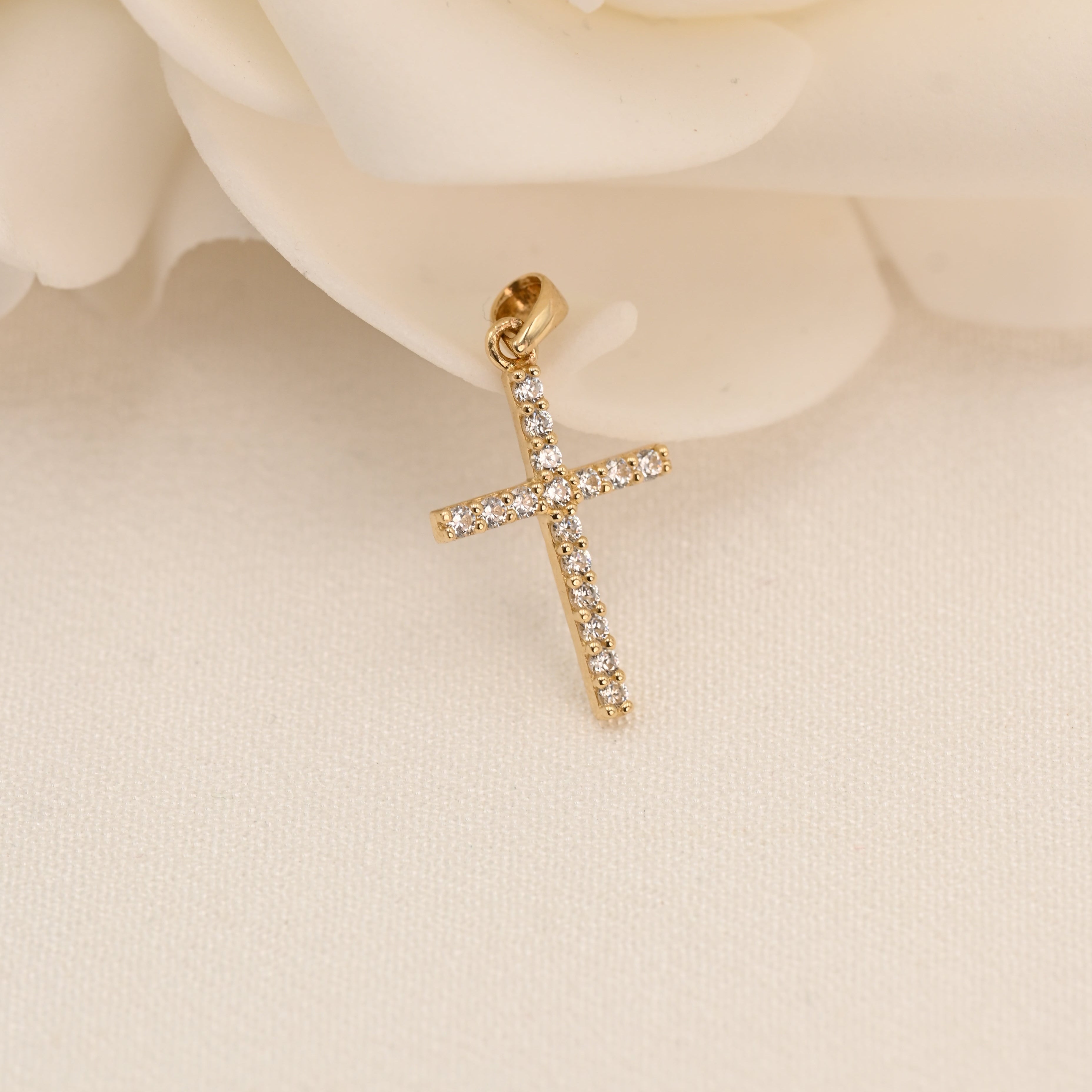 14K Shiny Cross Pendant