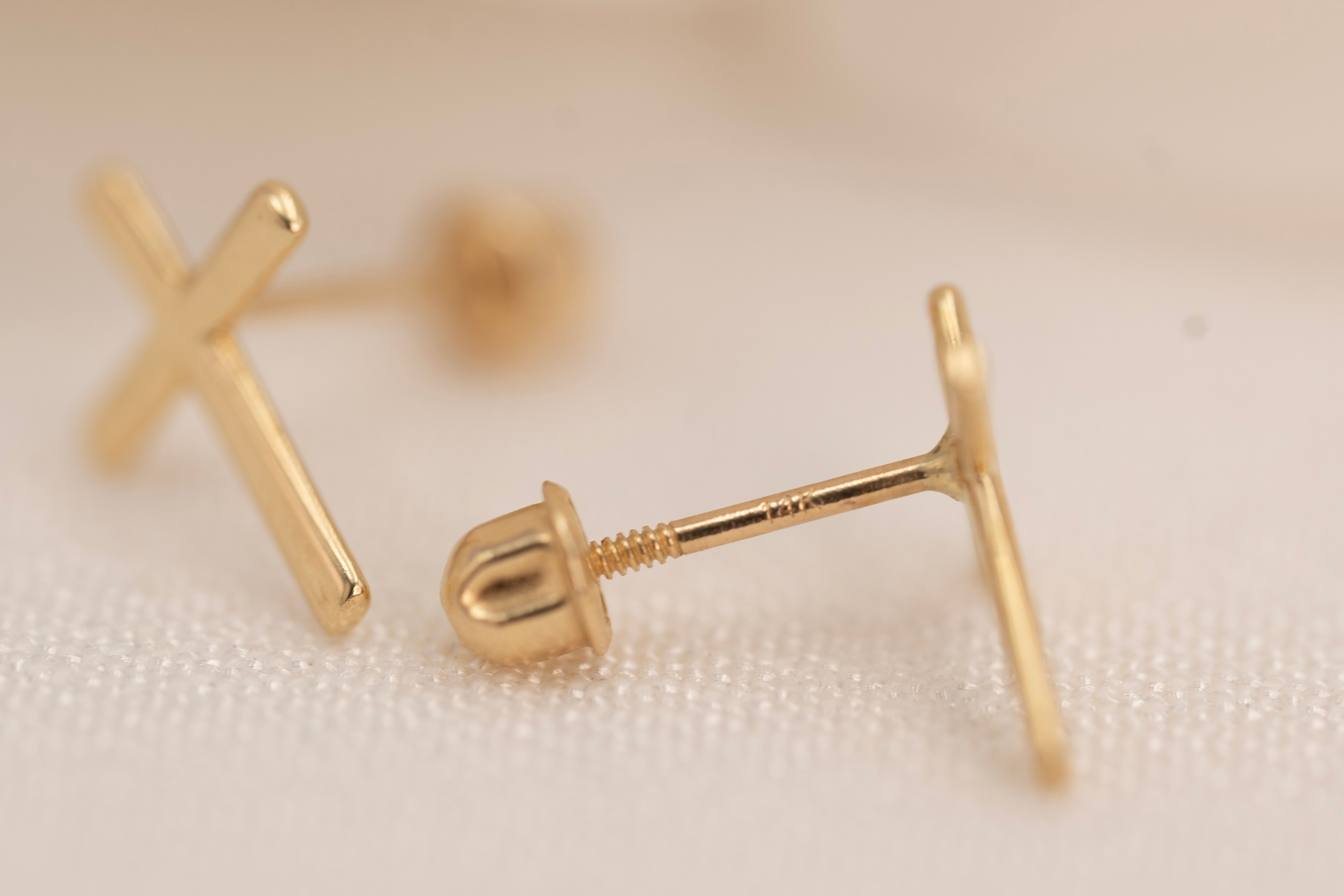 14k Polished Cross Earrings