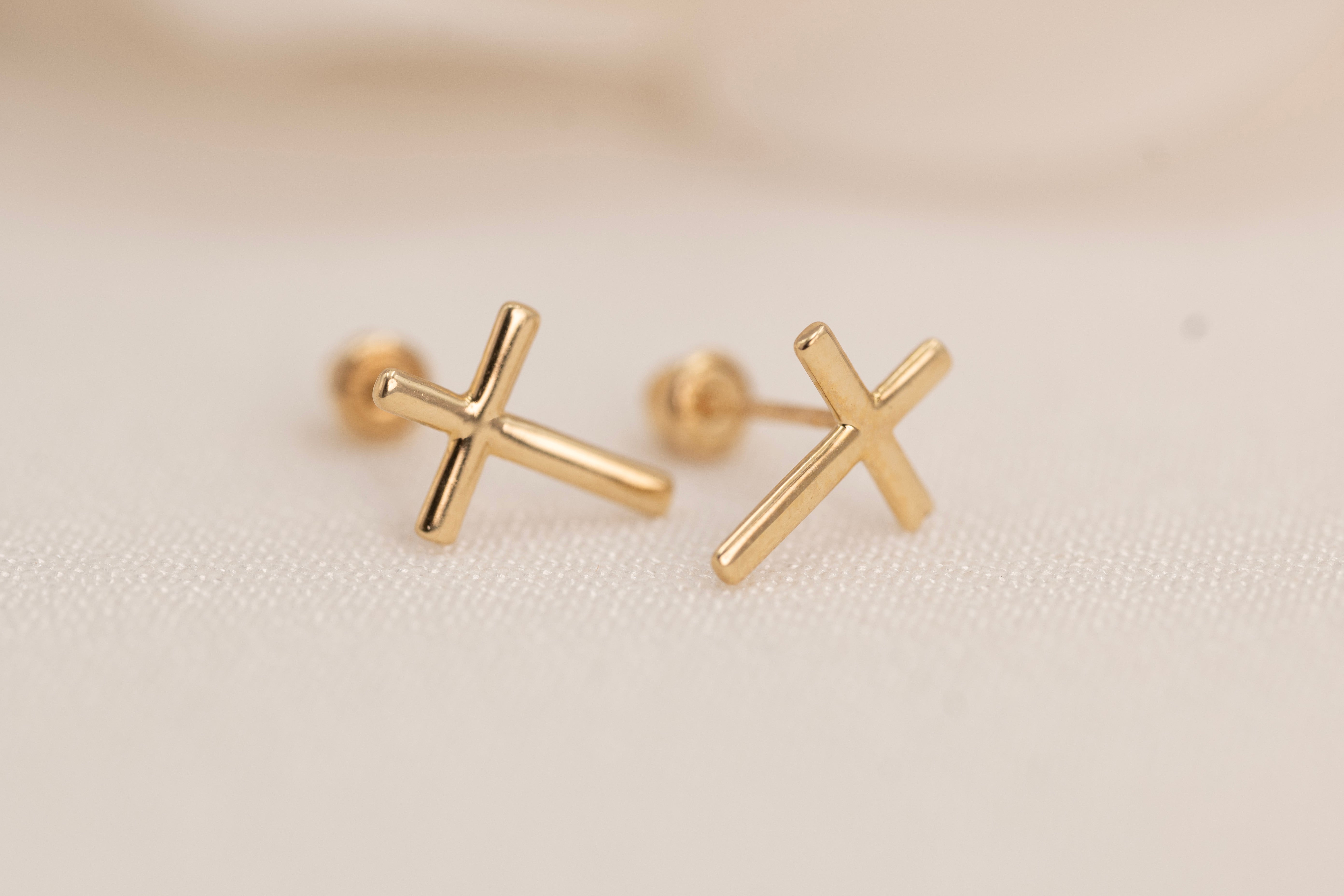 14k Polished Cross Earrings