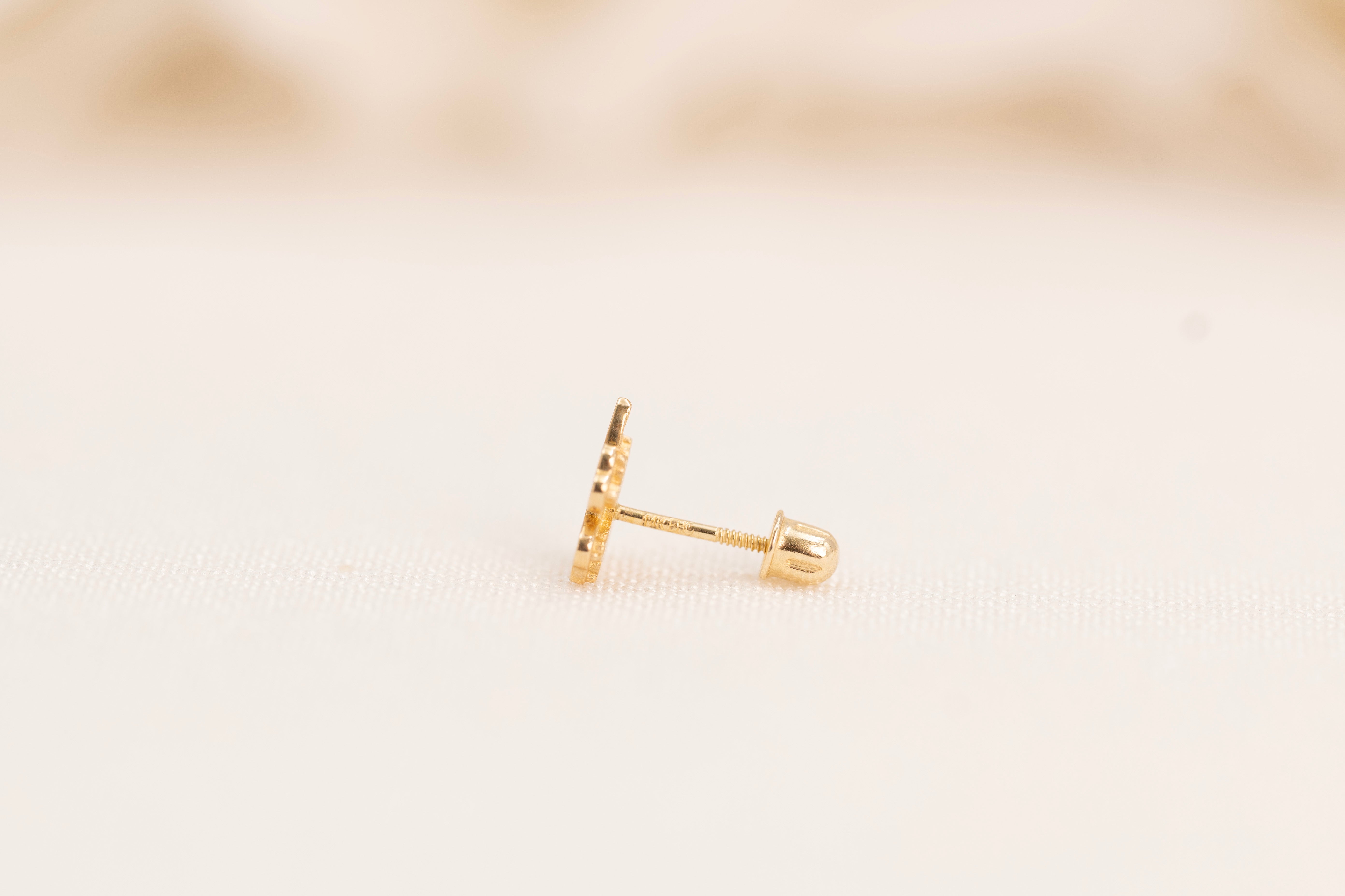 14k Clover Earrings