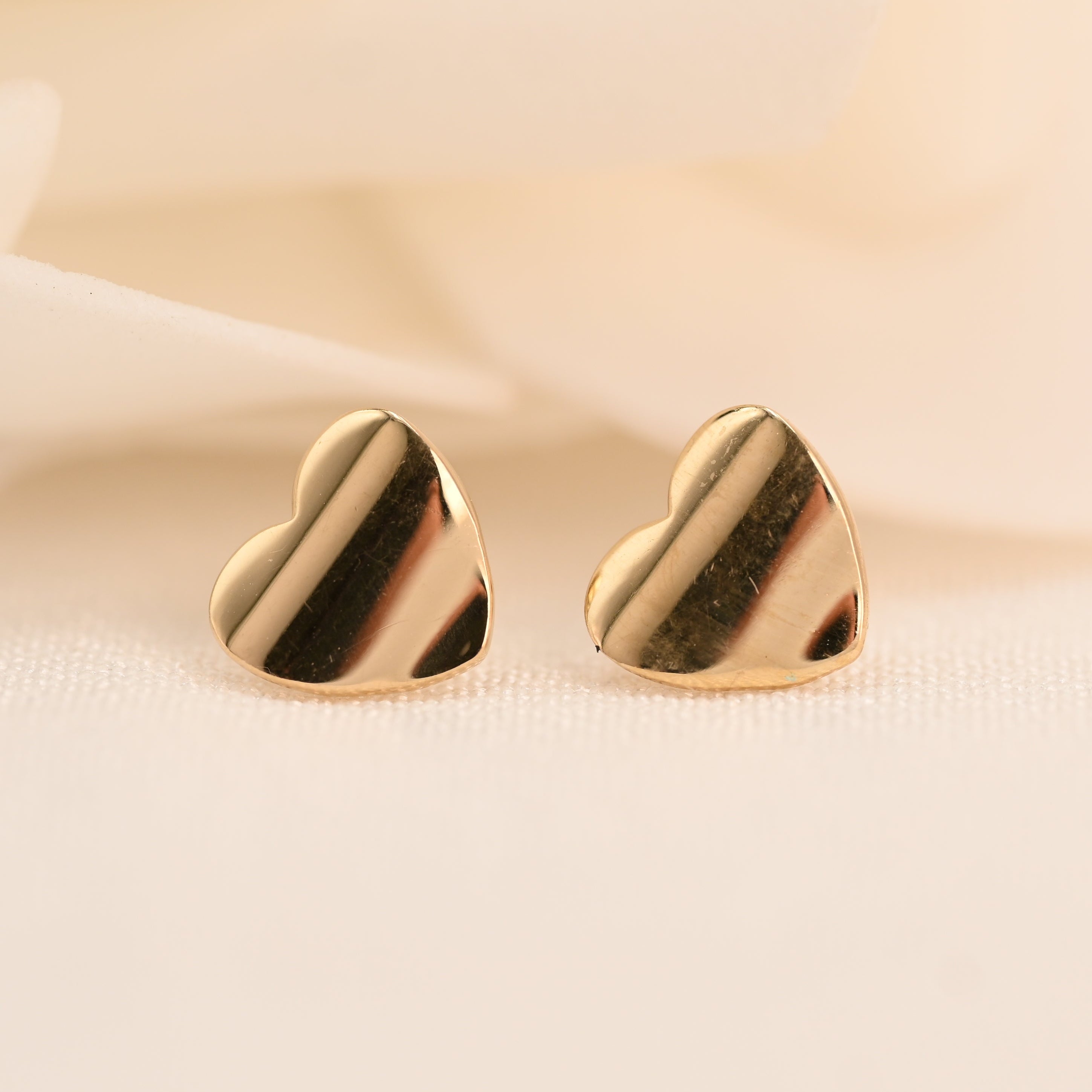 14k Polished Heart Earrings