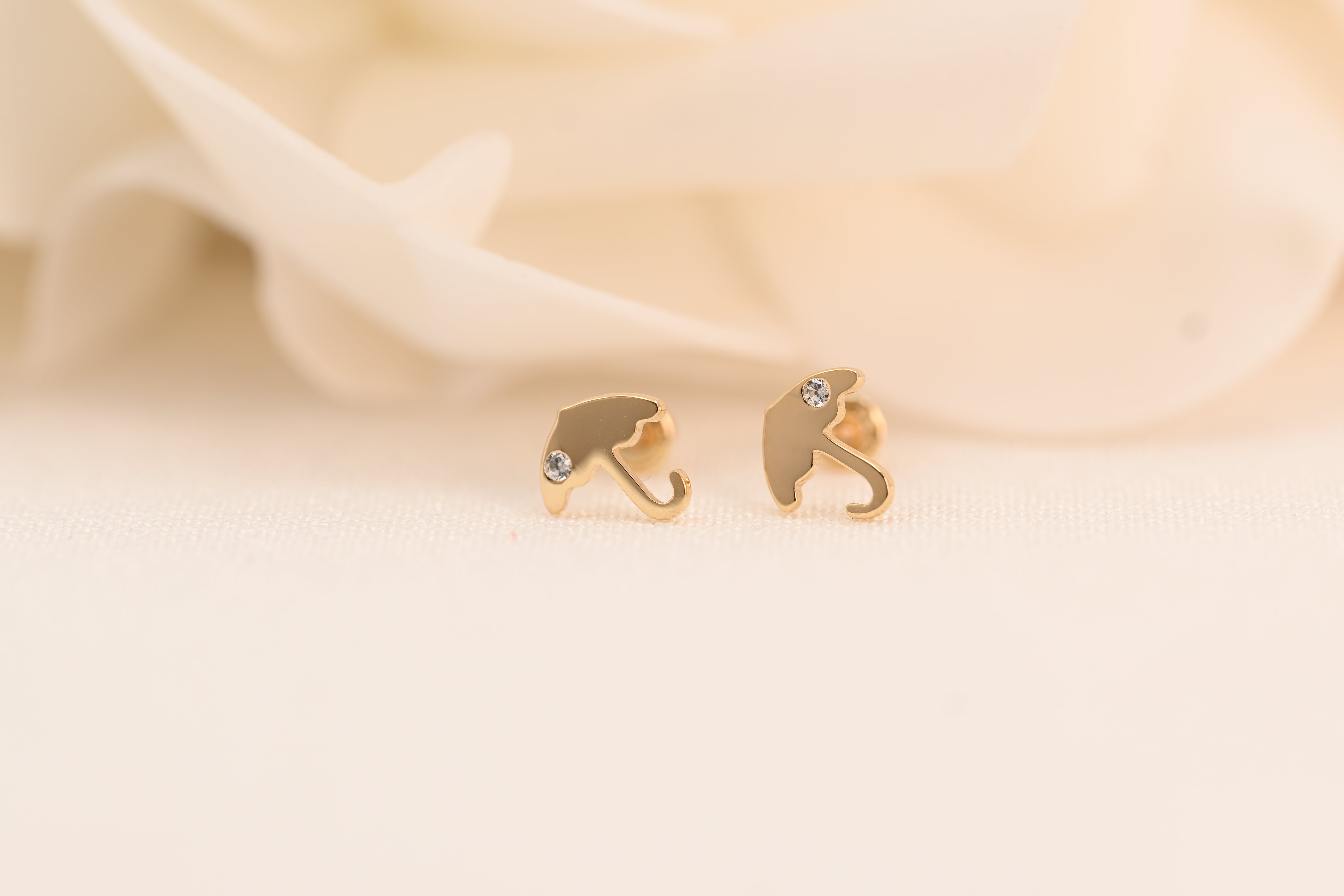 14k Umbrella Stud Earrings