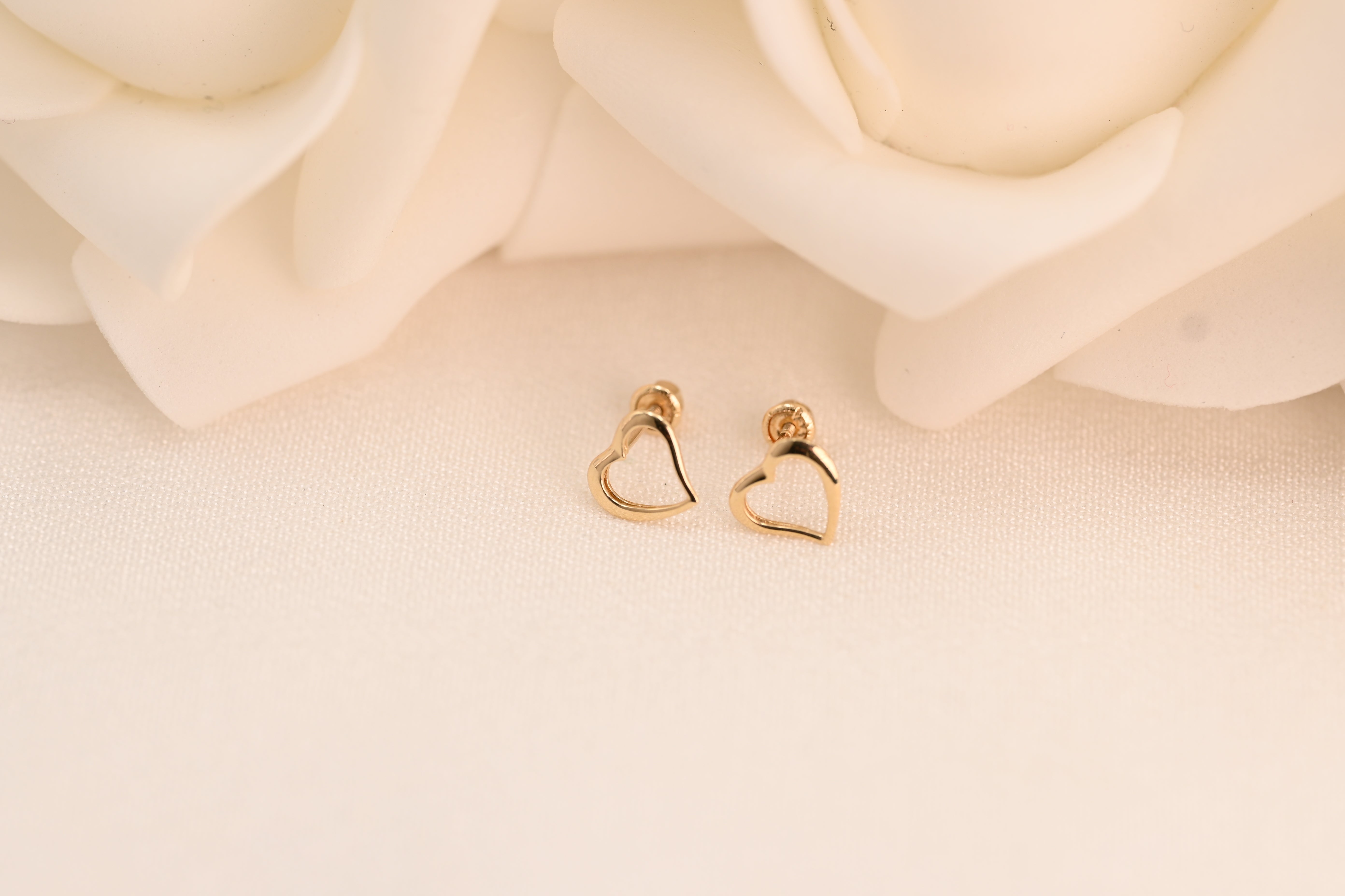 14k Heart Outline Stud Earrings