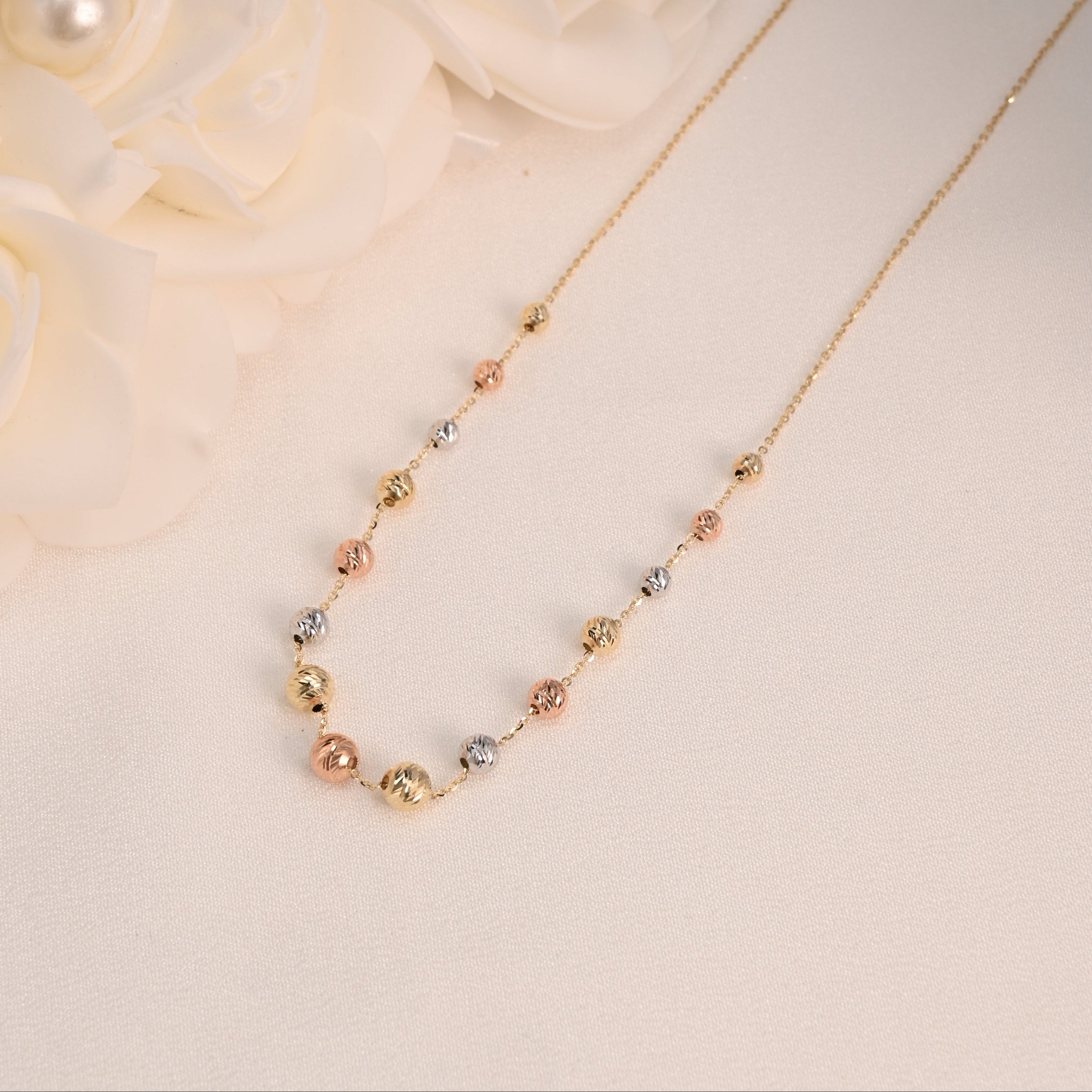 14k Shiny Tricolor Beads Necklace