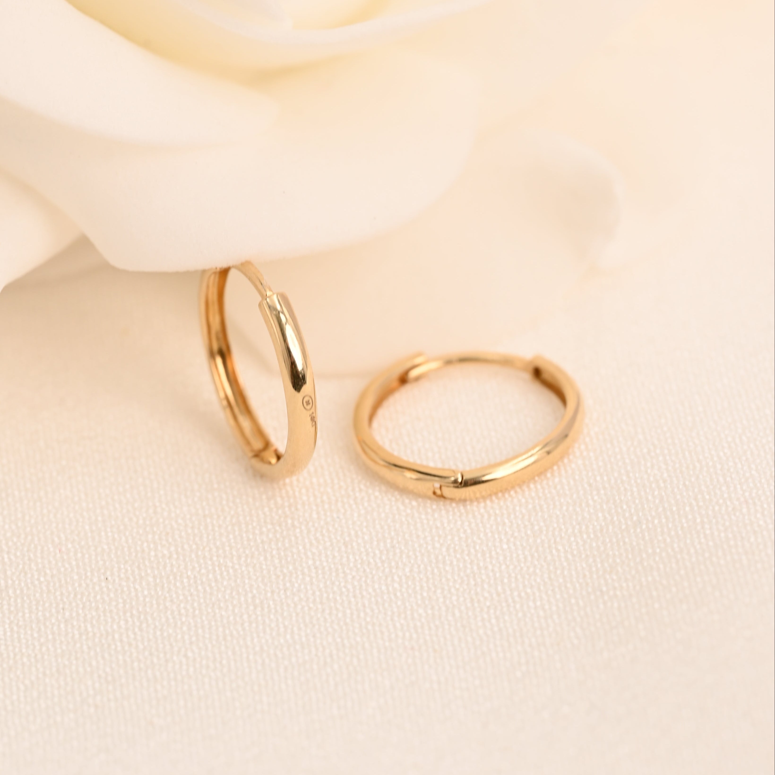 14k Polished Huggie Earrings - 15mm