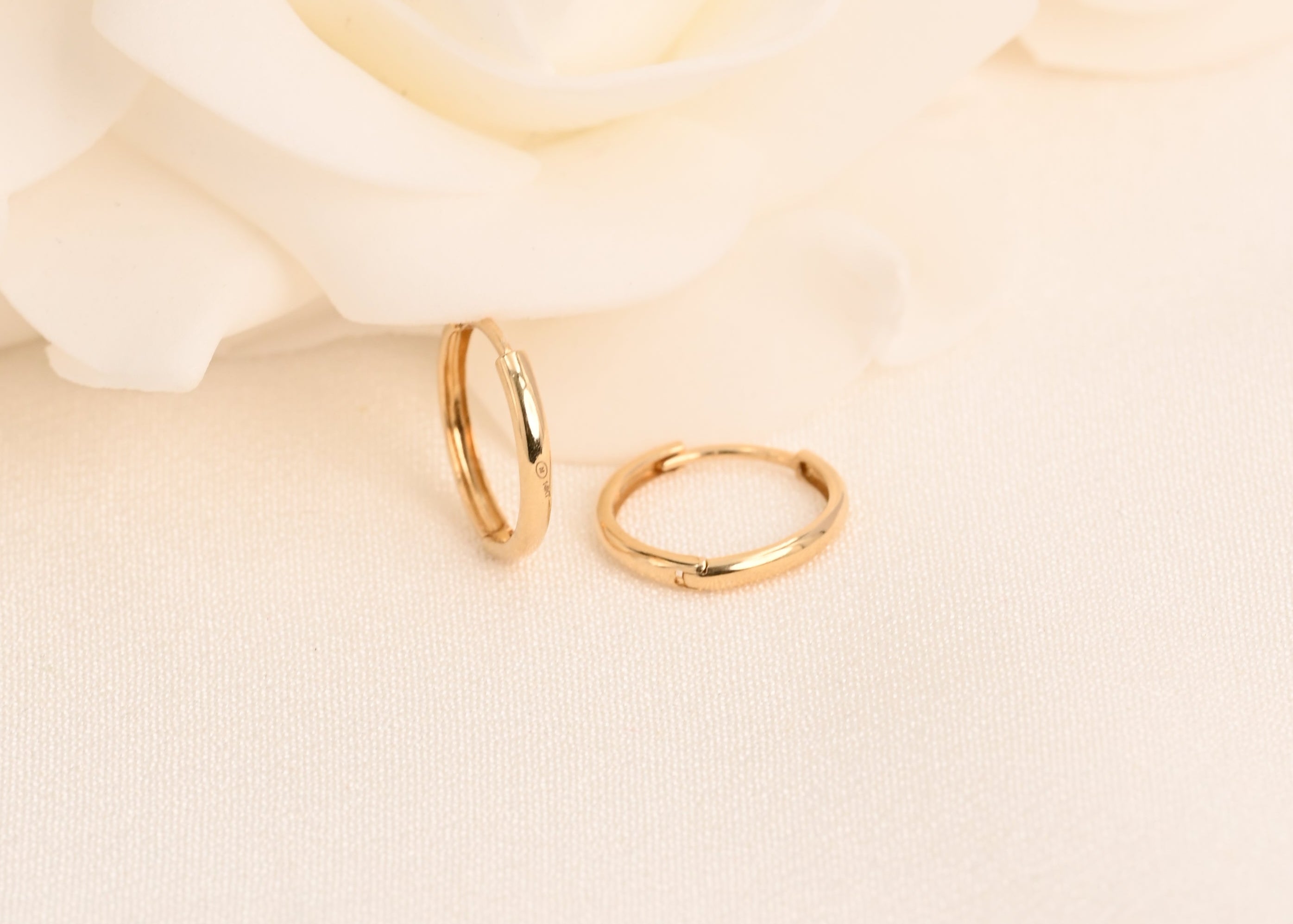 14k Polished Huggie Earrings - 15mm