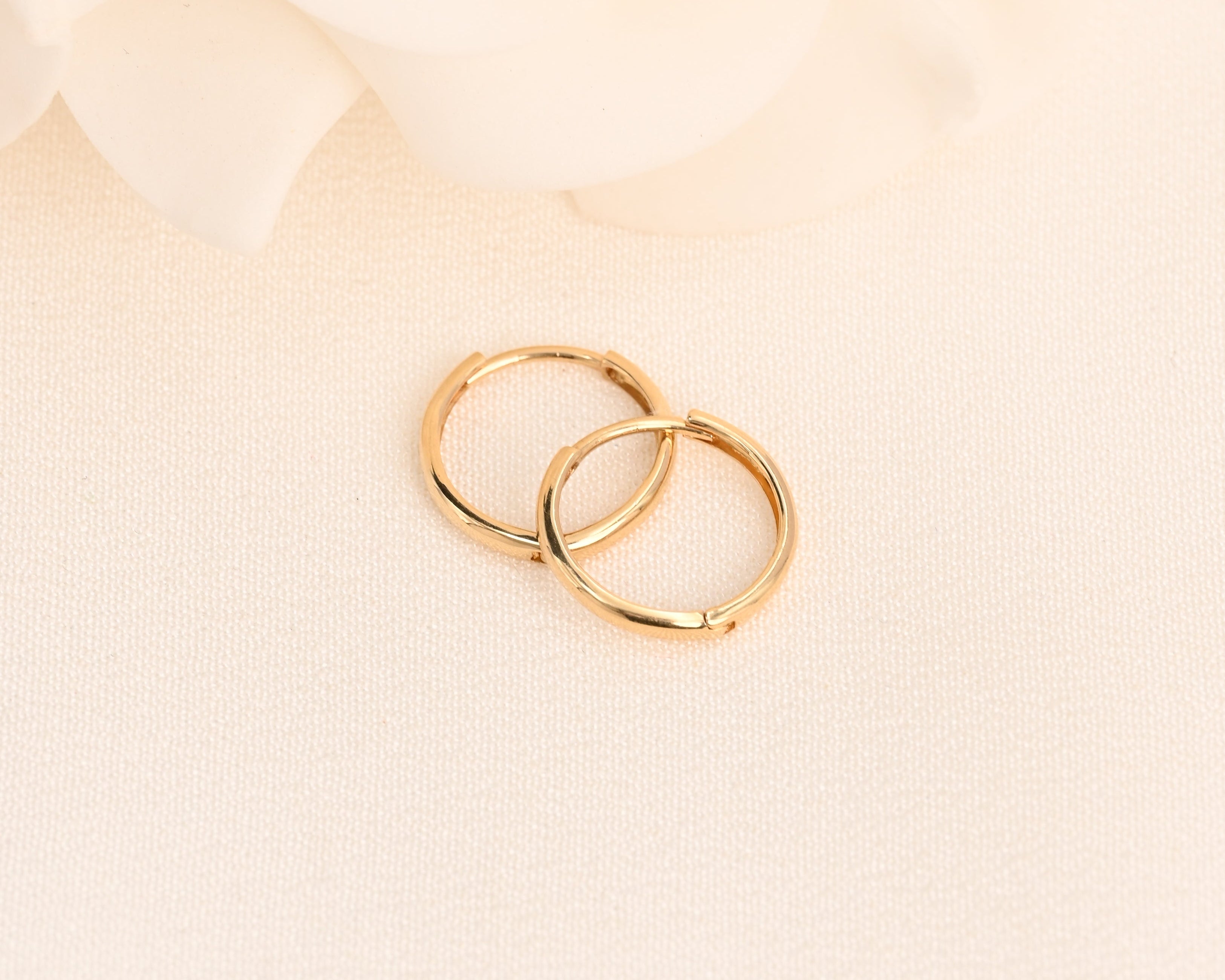 14k Polished Huggie Earrings - 15mm