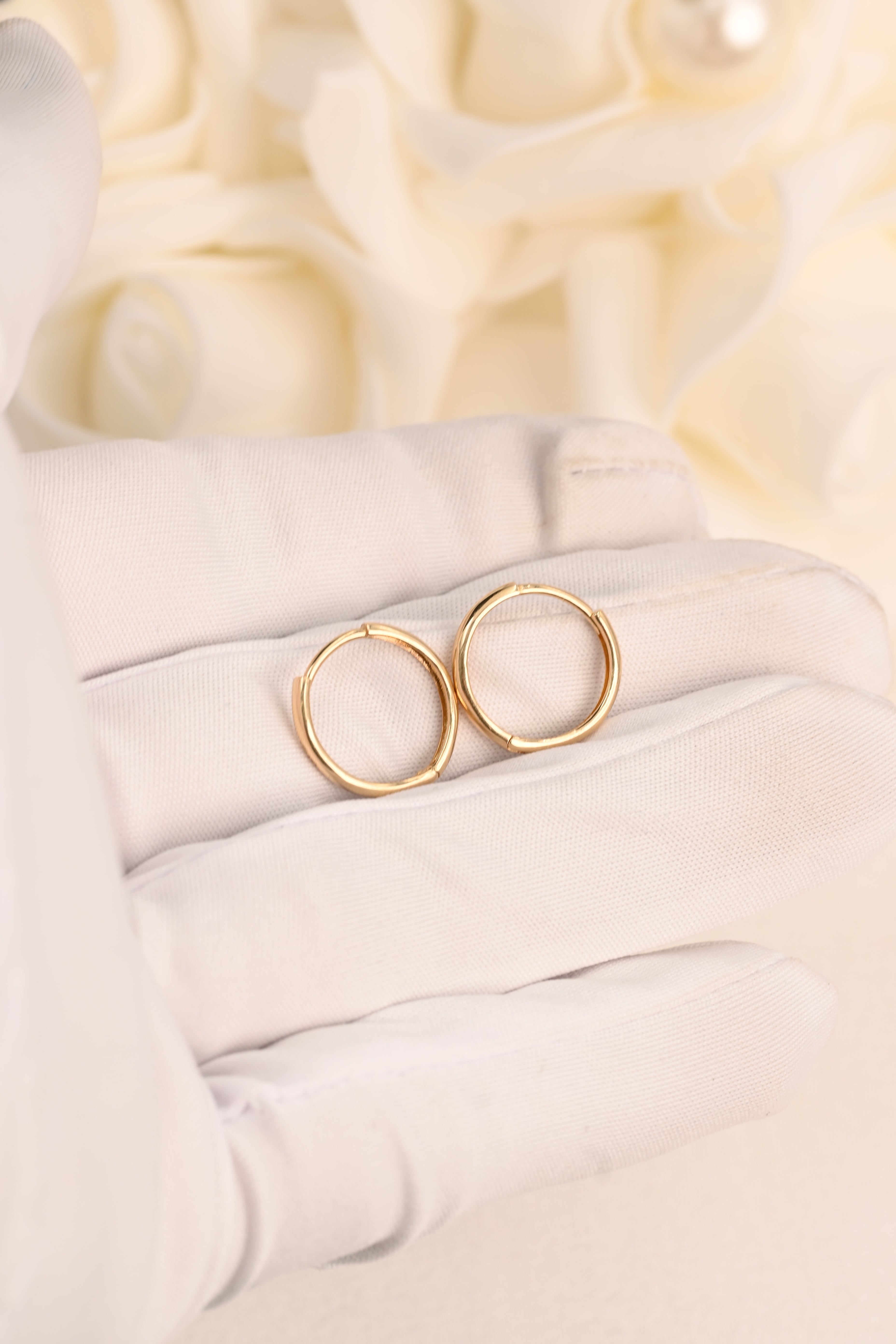 14k Polished Huggie Earrings - 15mm
