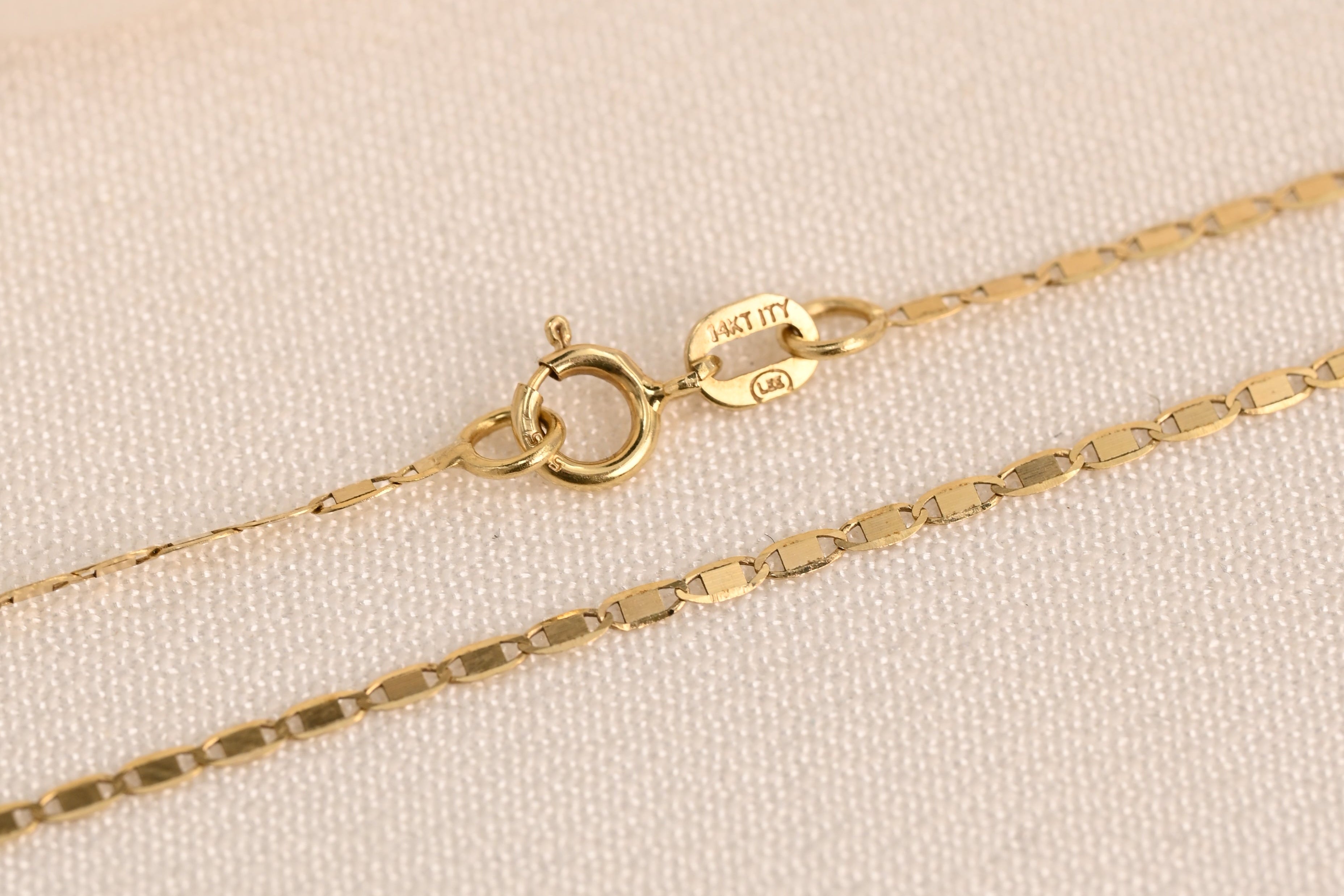 14k Mini Valentino Chain