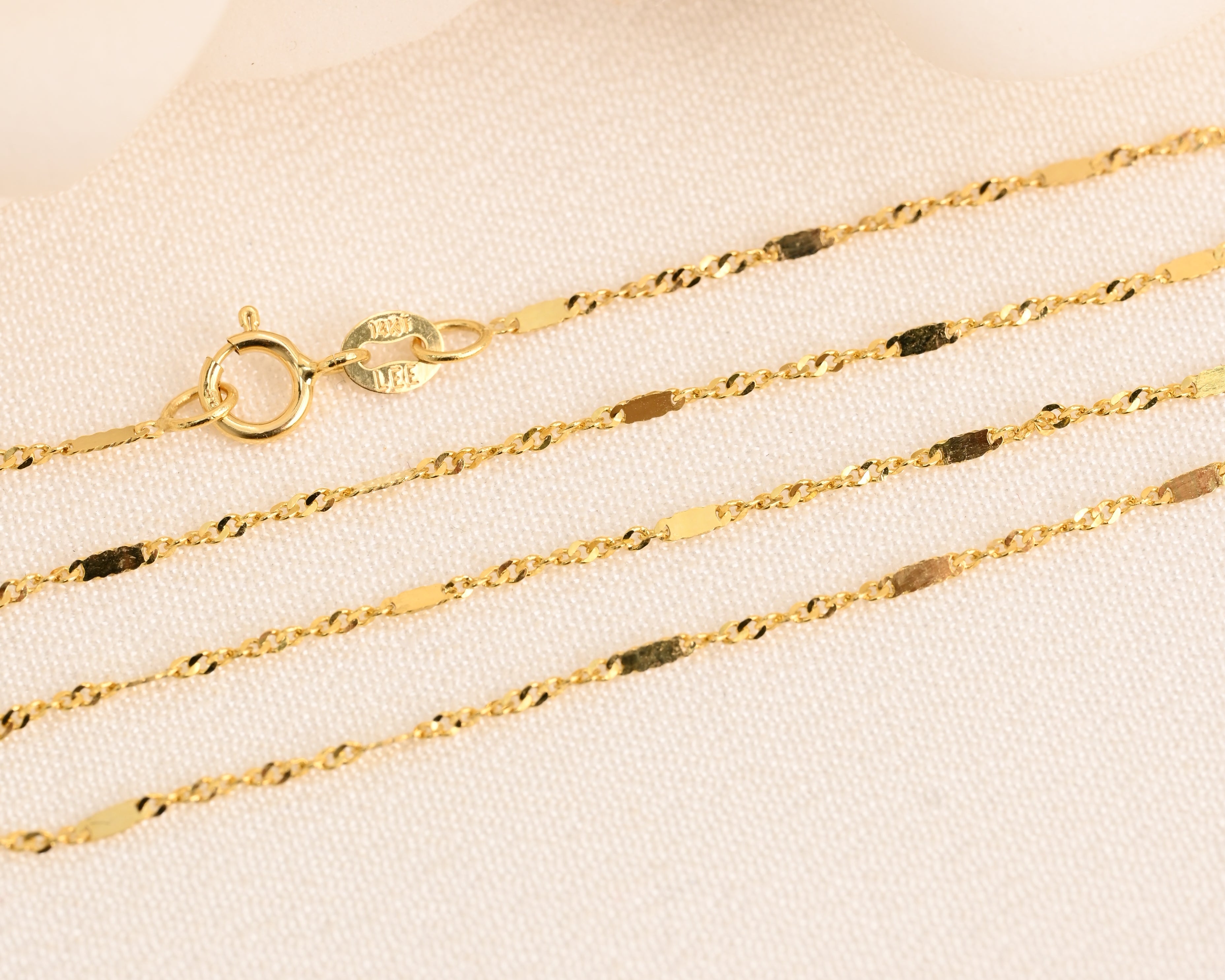 14K Mirror Bar Singapore Necklace