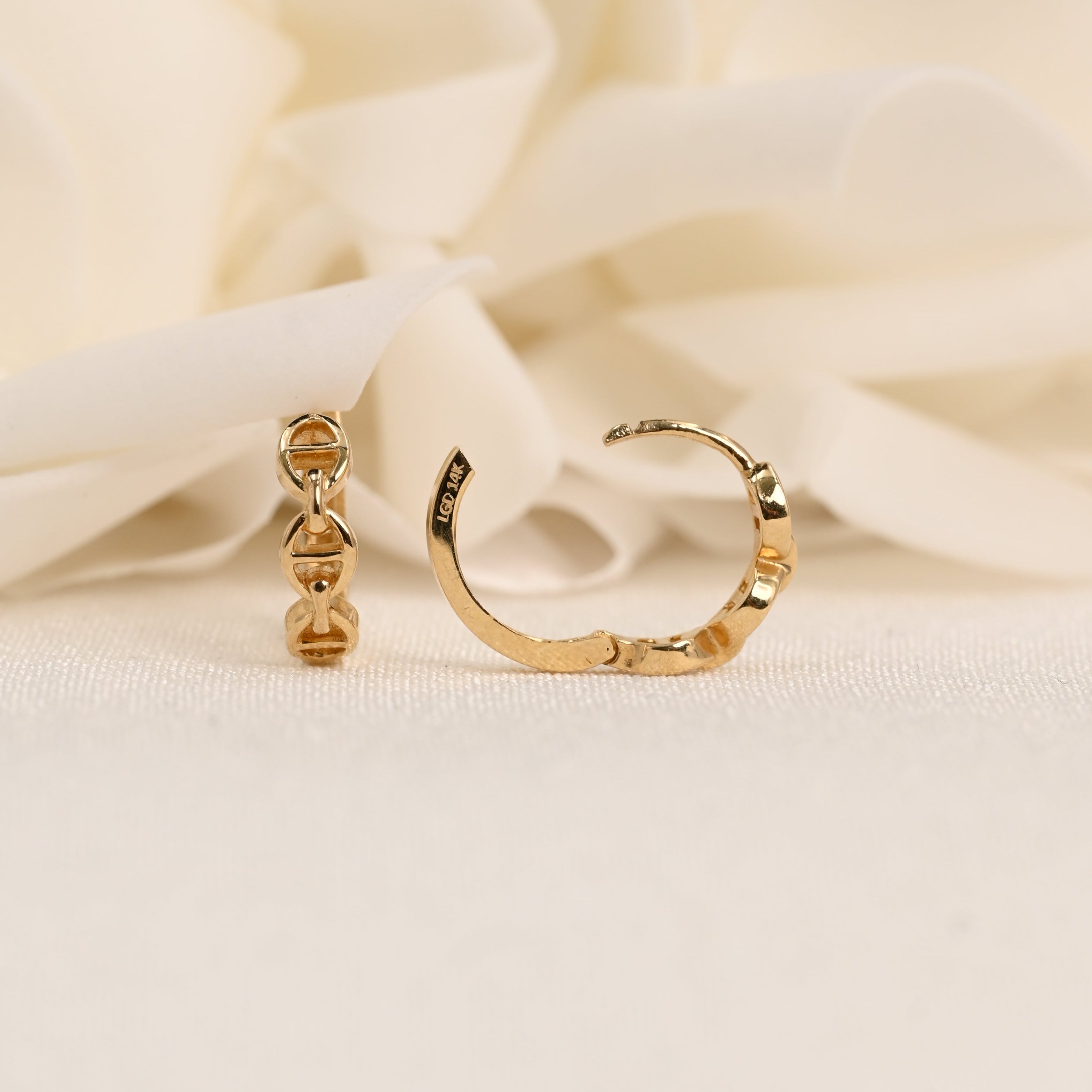 14K Mariner Link Hoop Earrings