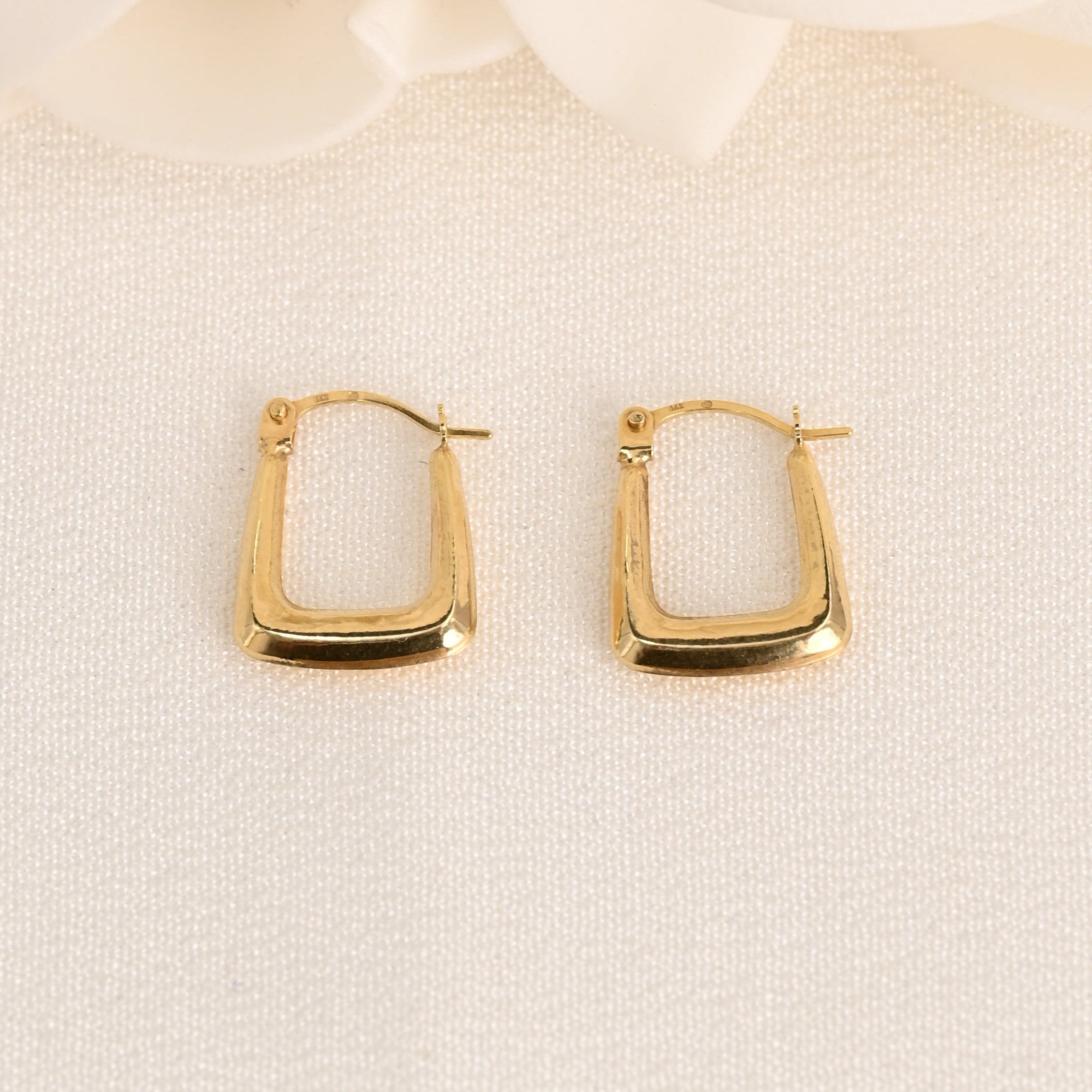 14K Polished Square Hoop Earrings
