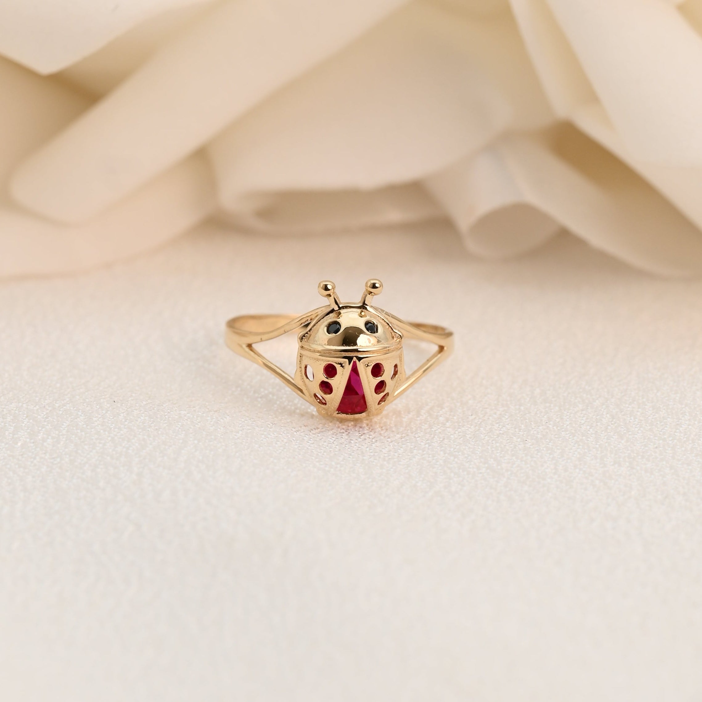 14k Ladybug Pinky Ring
