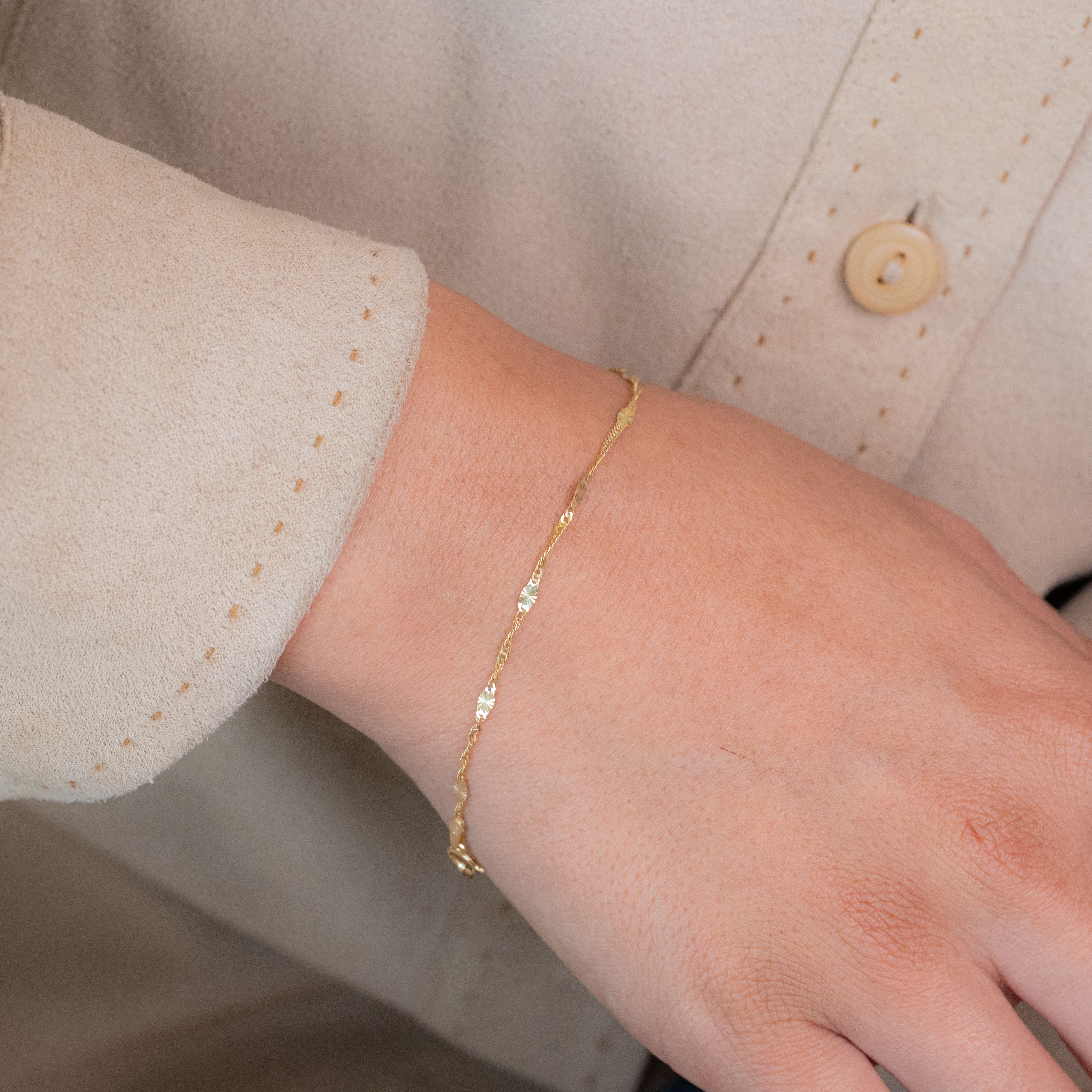 Pulsera de espejo con corte de diamante de 14 k