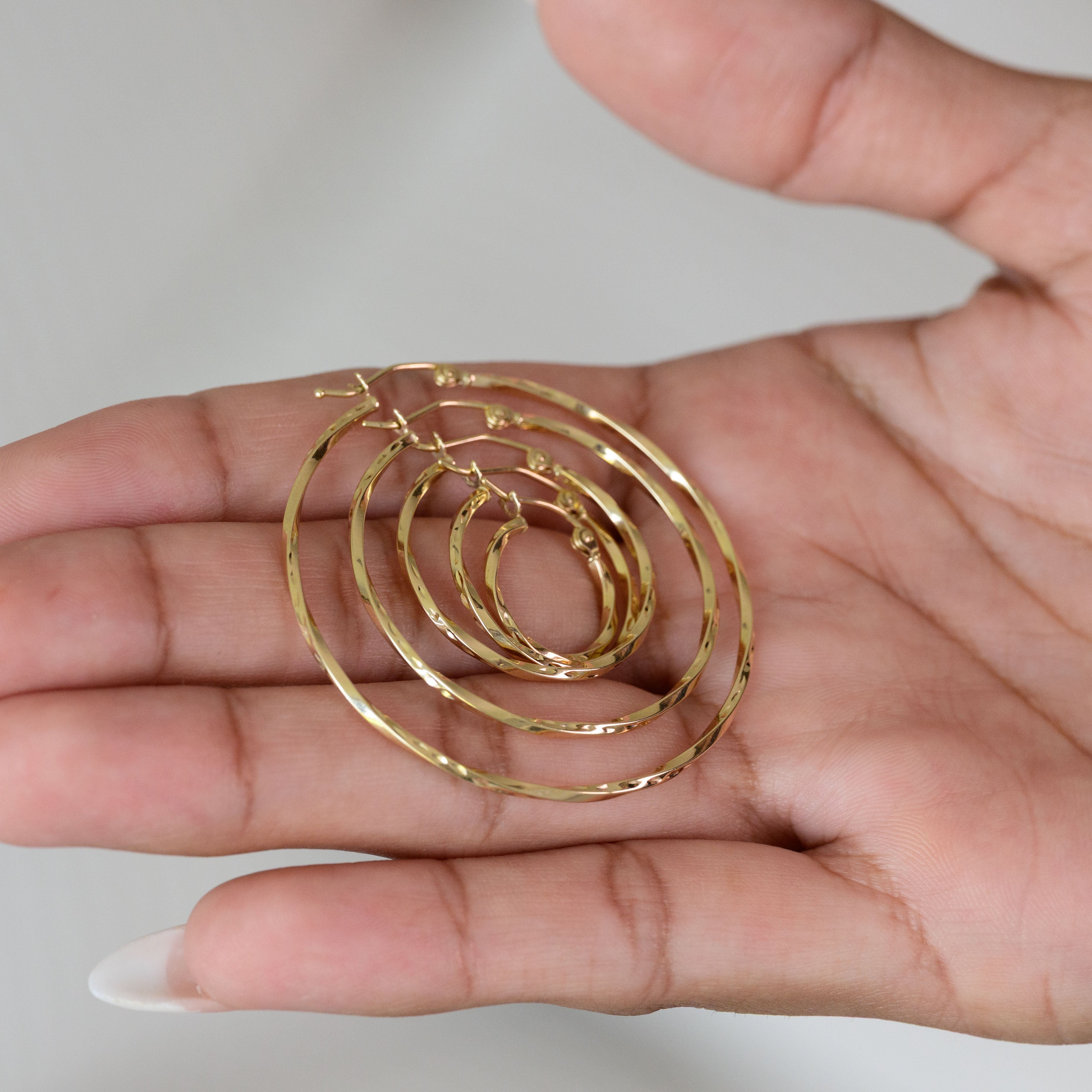 14K Twisted Hoop Earrings - 1.5mm Thick