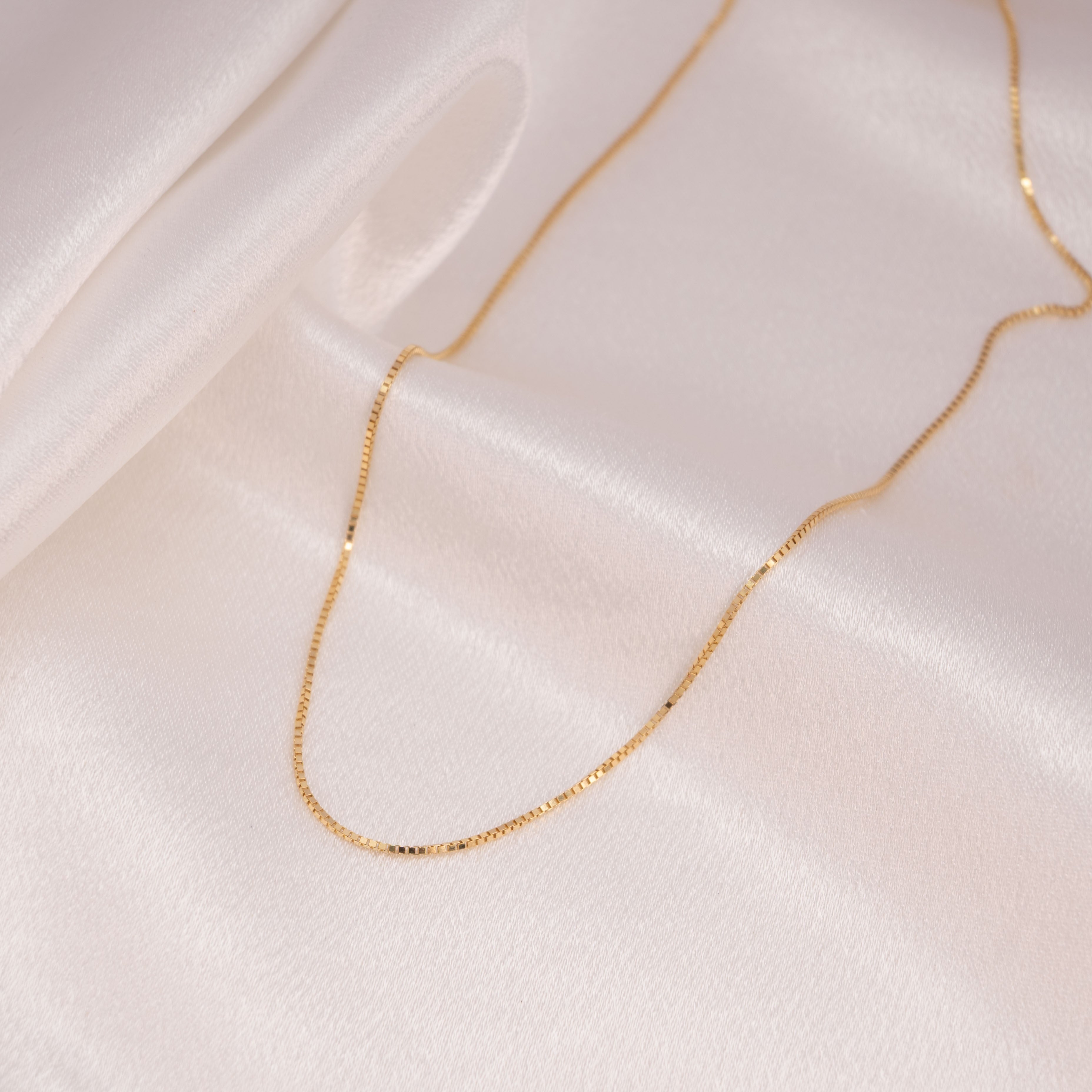 14k Elegant Box Chain