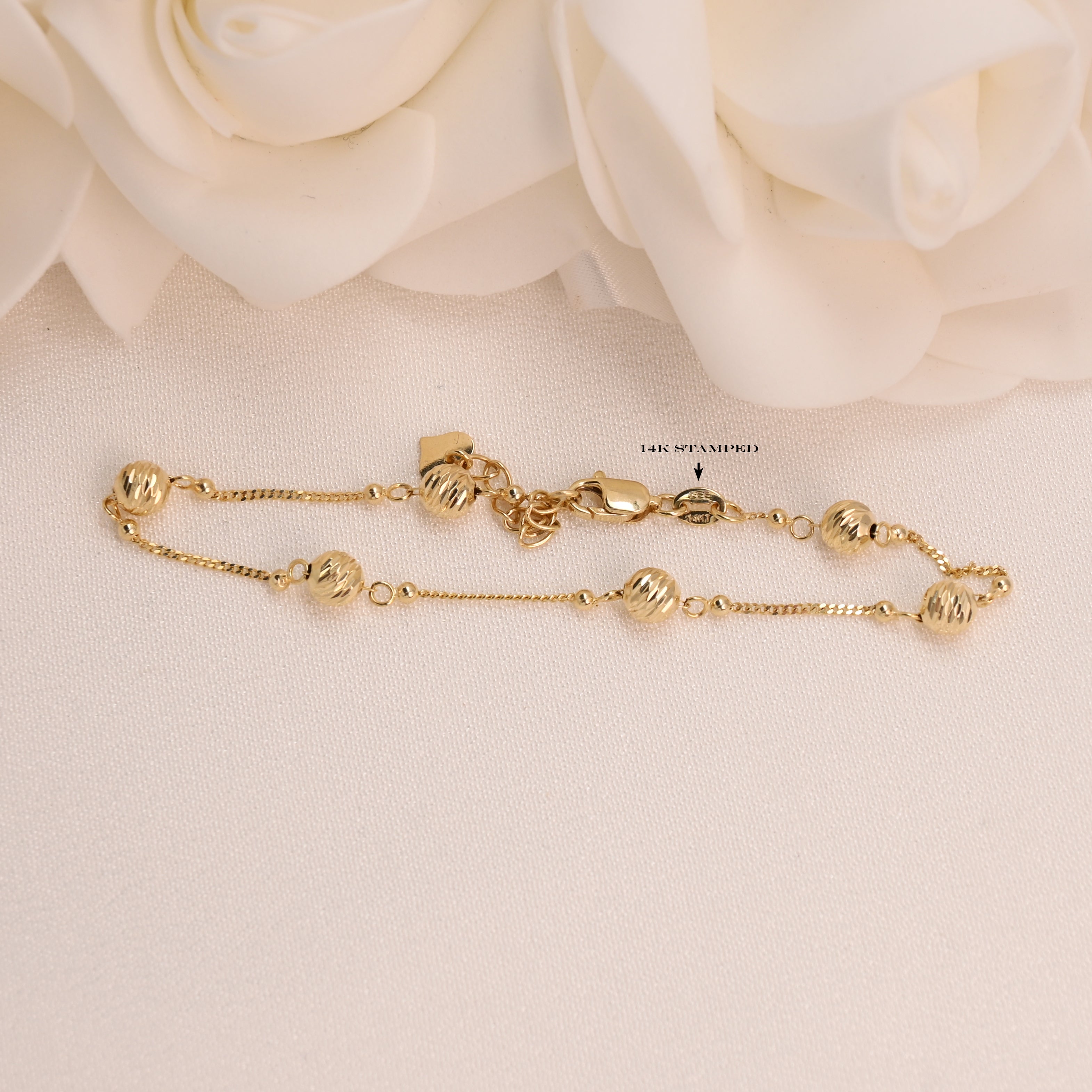 14k Diamond-Cut Bead Bracelet