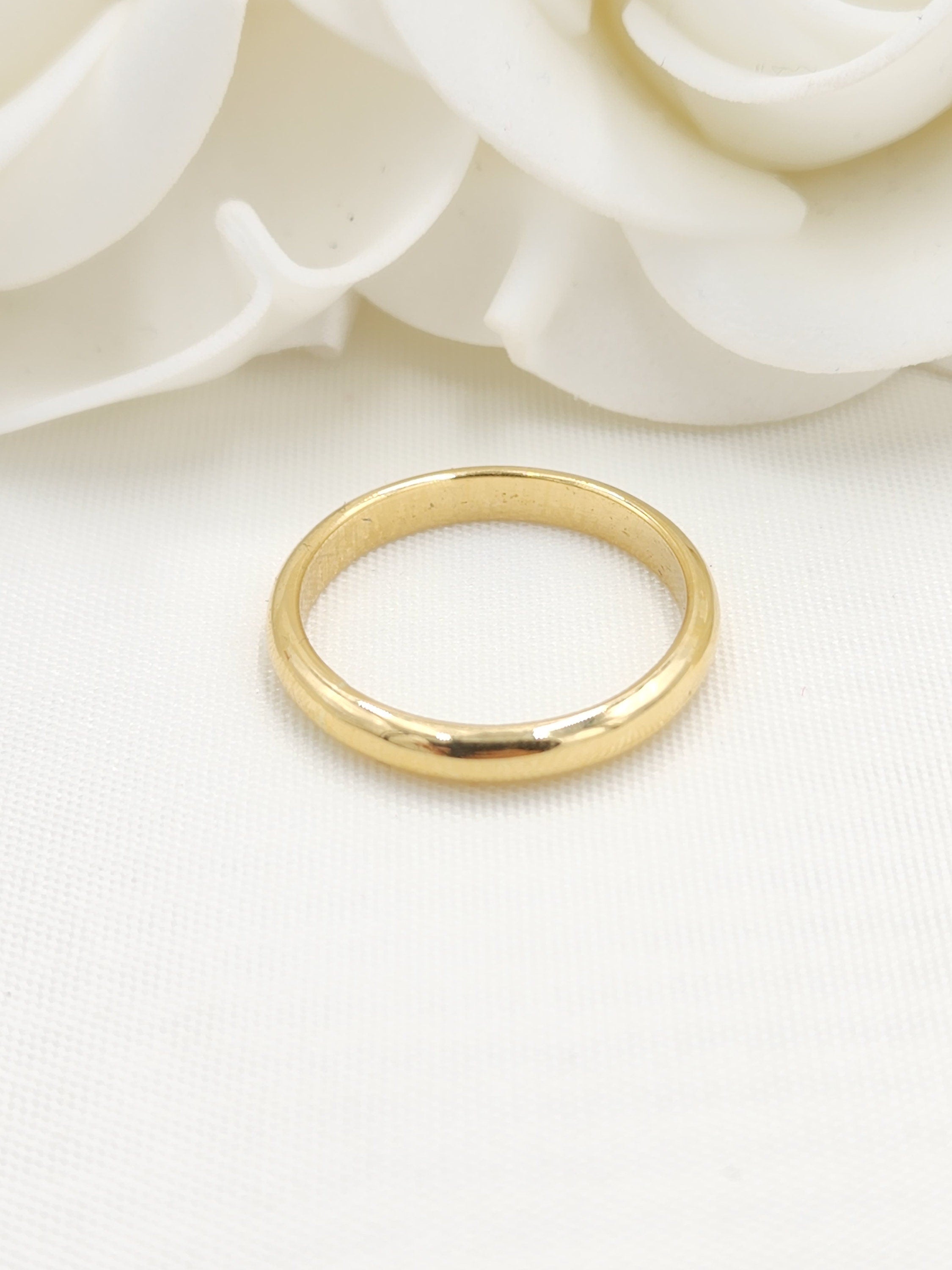 Solid Gold Wedding Bands - Polished Curved Bands for Her and For Him - Anniversary Gift - 14k, 18k.