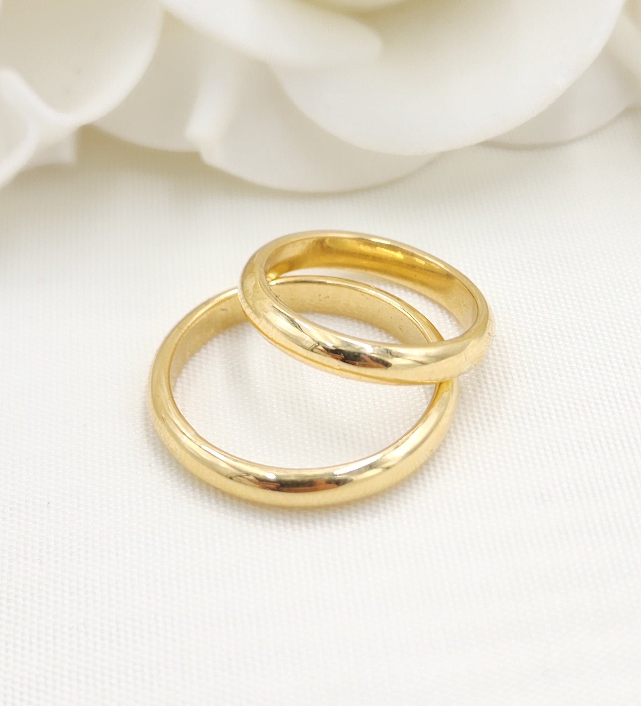 Solid Gold Wedding Bands - Polished Curved Bands for Her and For Him - Anniversary Gift - 14k, 18k.