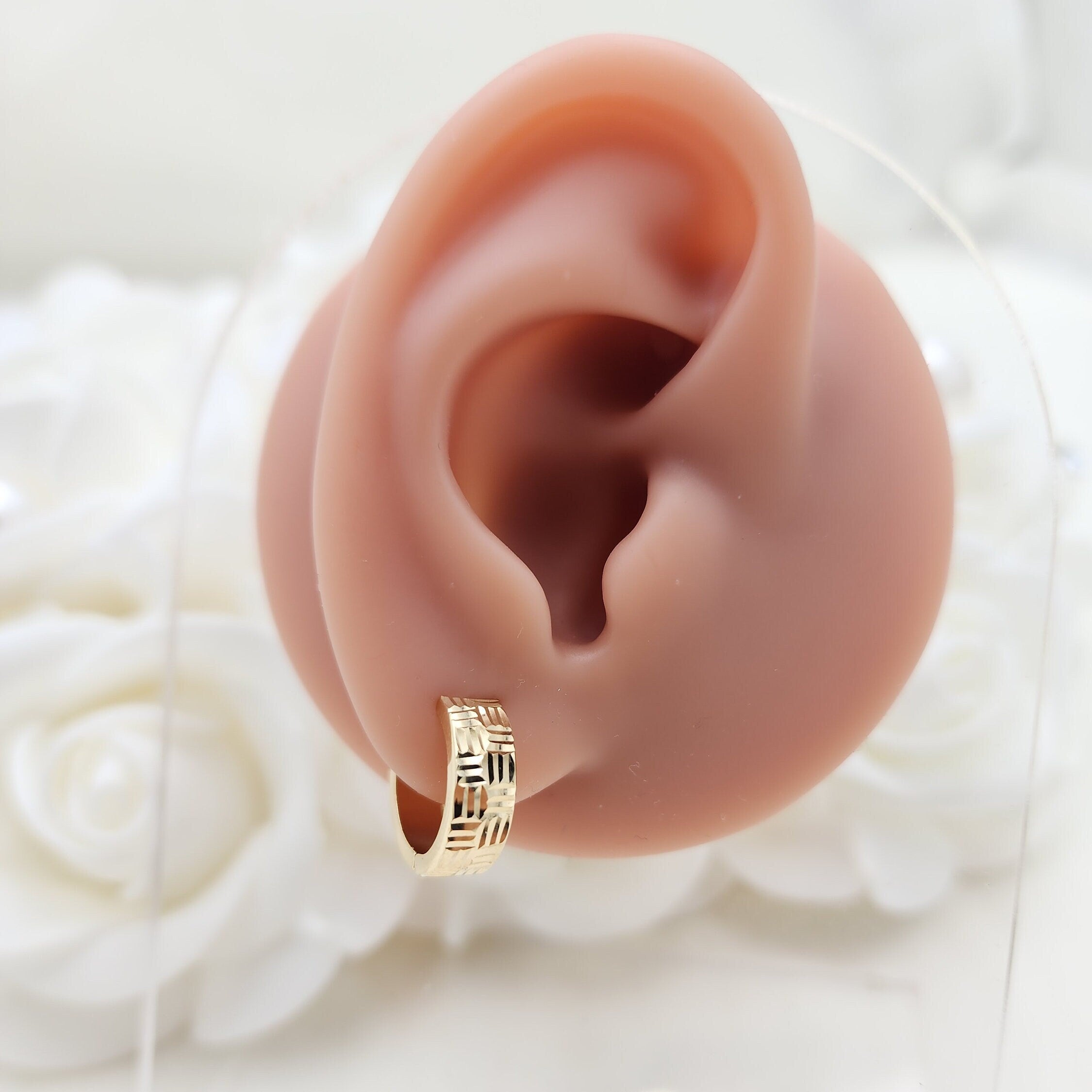 14k Lines Diamond Cut Pattern Huggies Earrings - 15MM - 5MM
