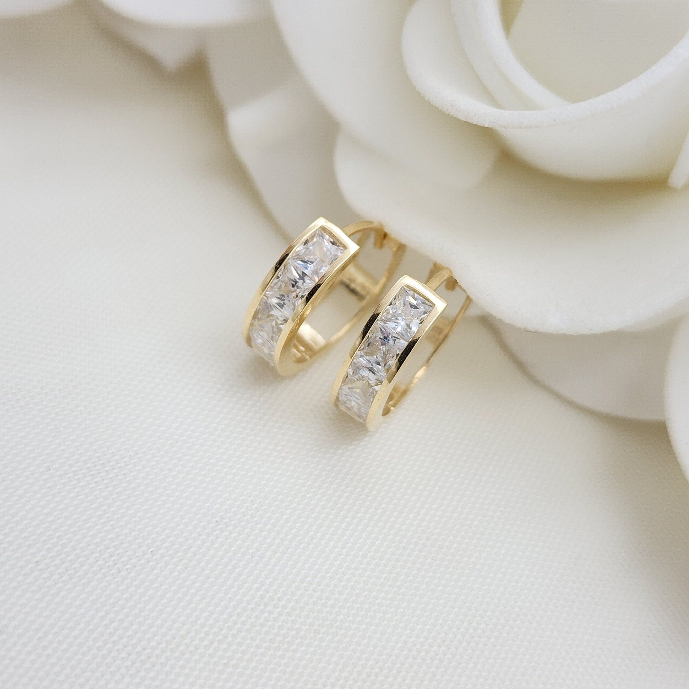 14k Princess Cut Huggie Earrings - 13mm & 4mm