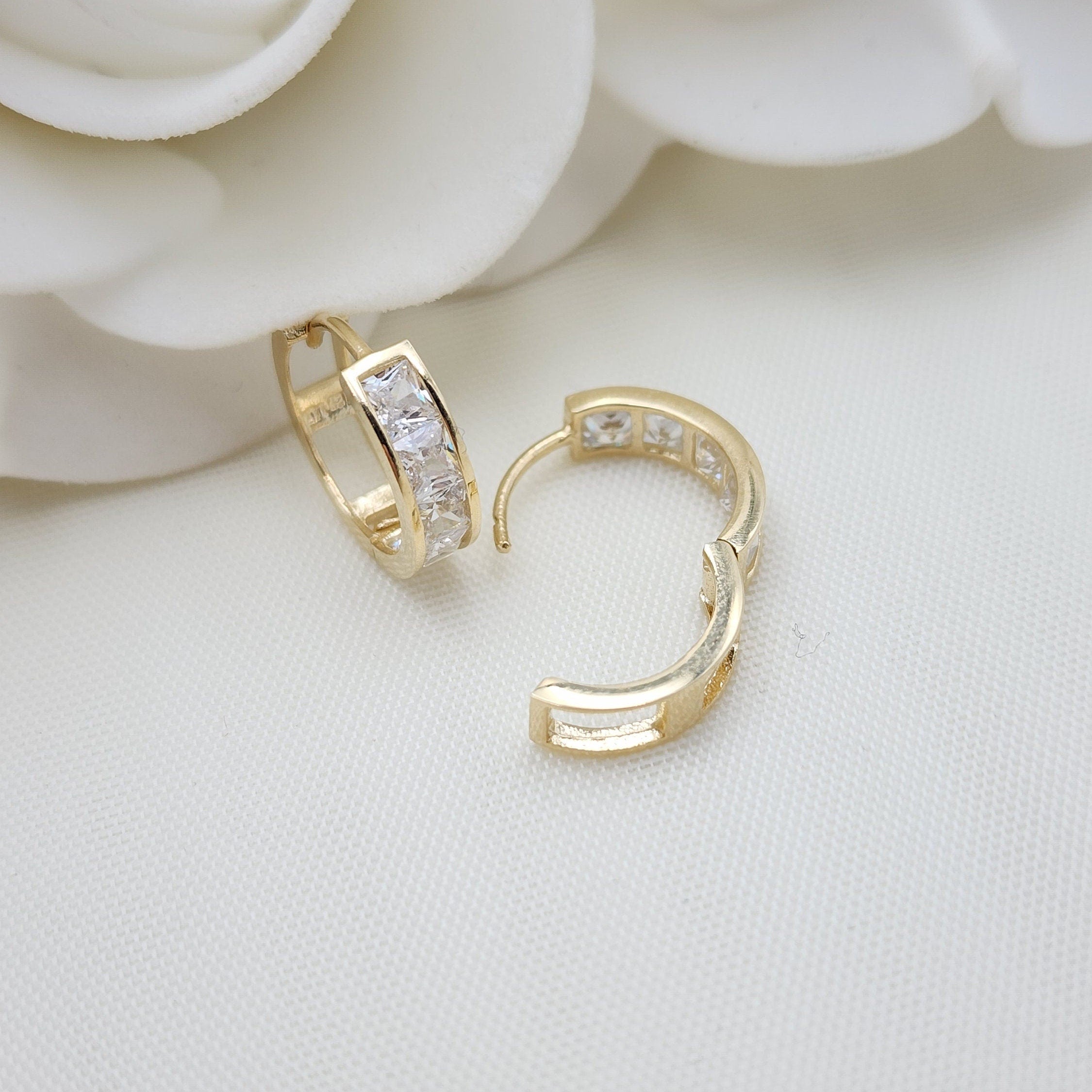 14k Princess Cut Huggie Earrings - 13mm & 4mm