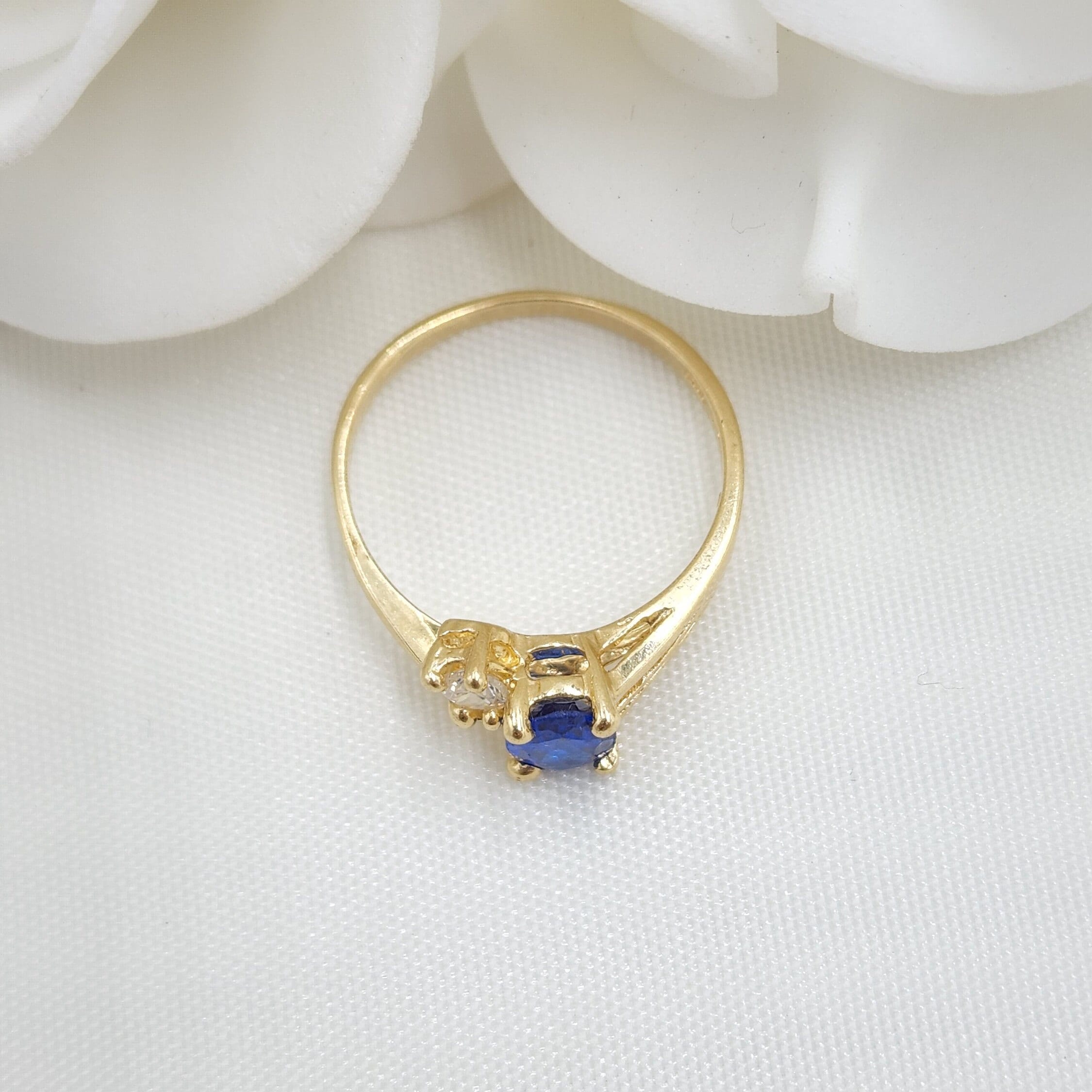14k Solid Gold Simulated Oval Sapphire Ring - Unique and Elegant.