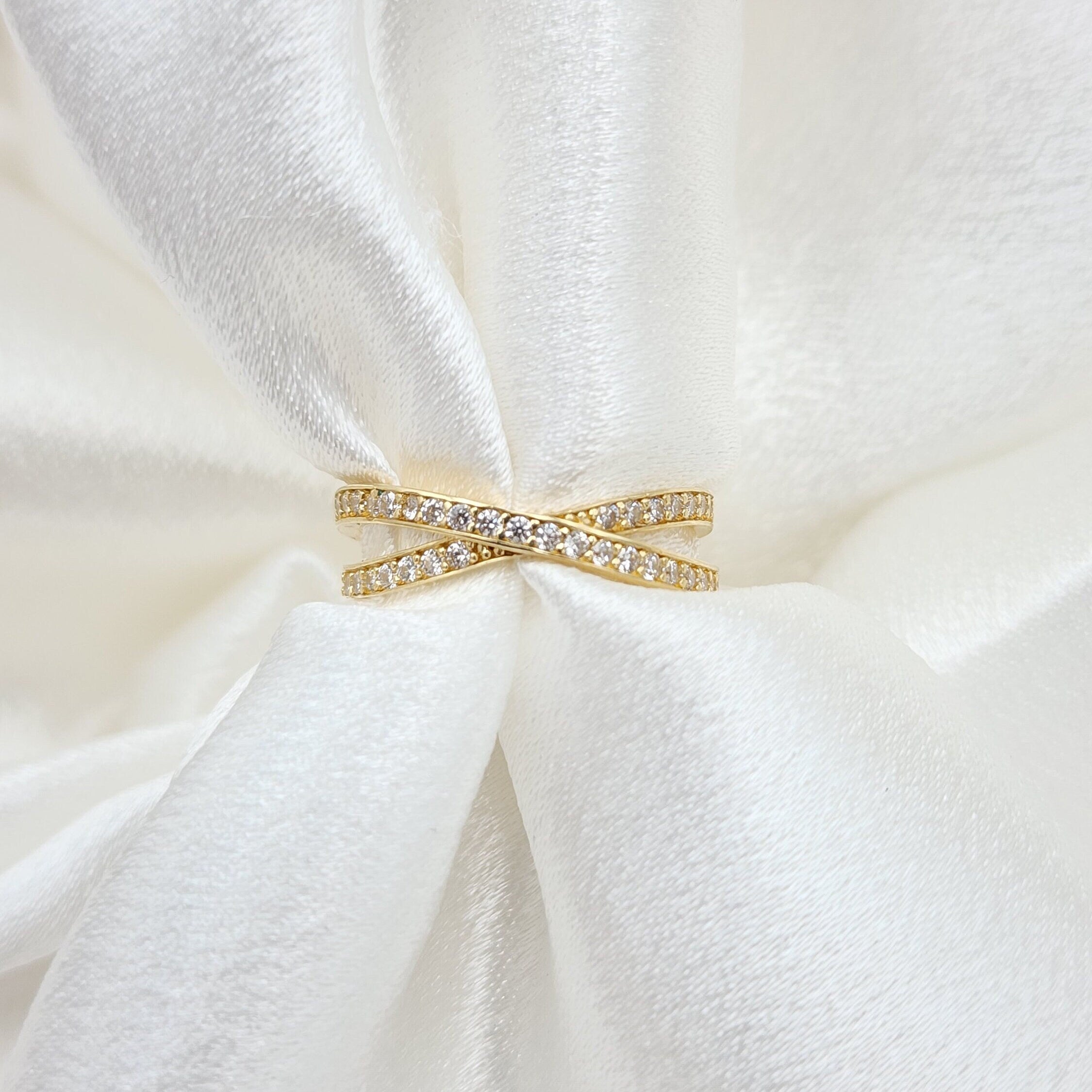 14k X Ring Crossed CZ Band
