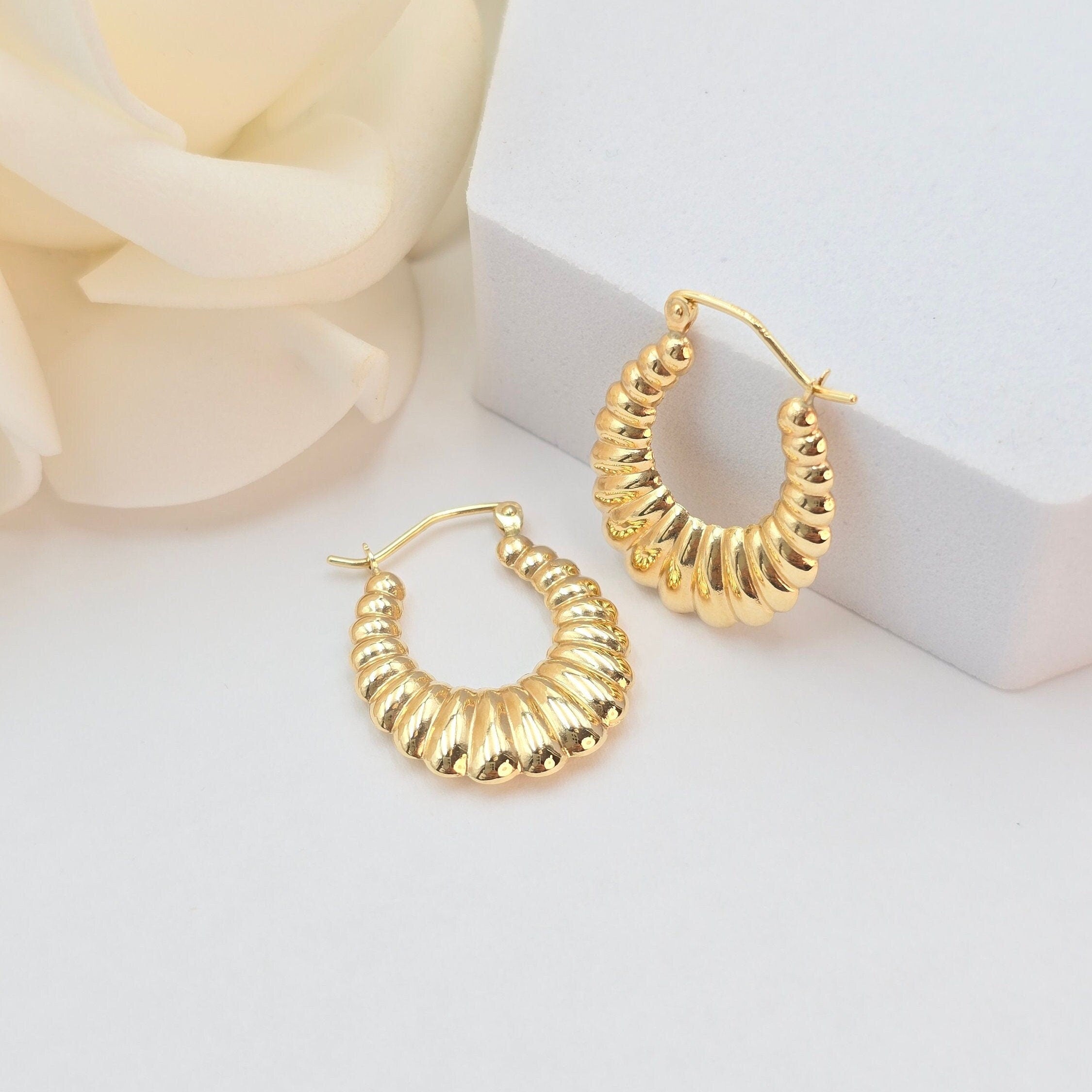 14k Shrimp Hoop Earrings