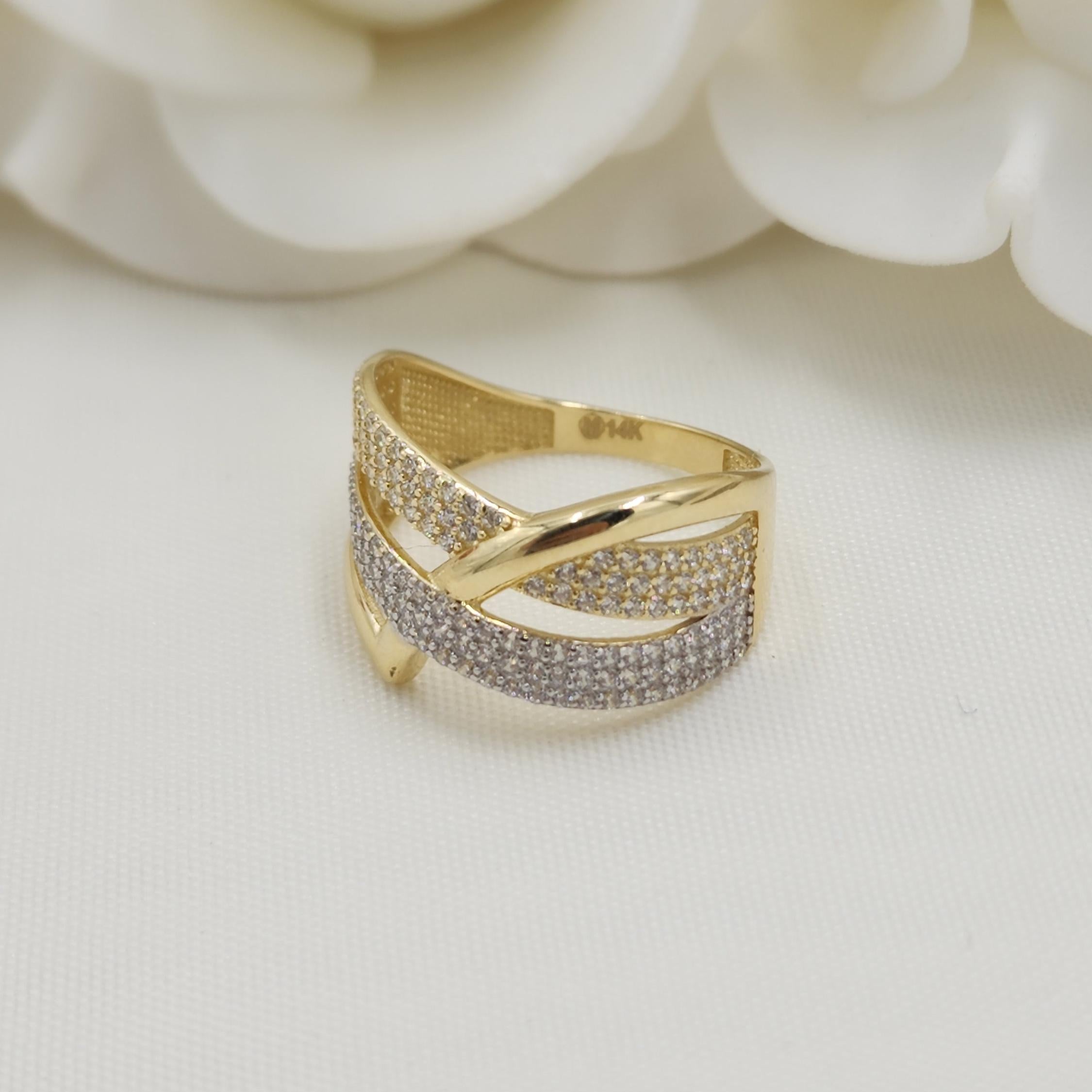 14k Thick Pave 2 tones Ring