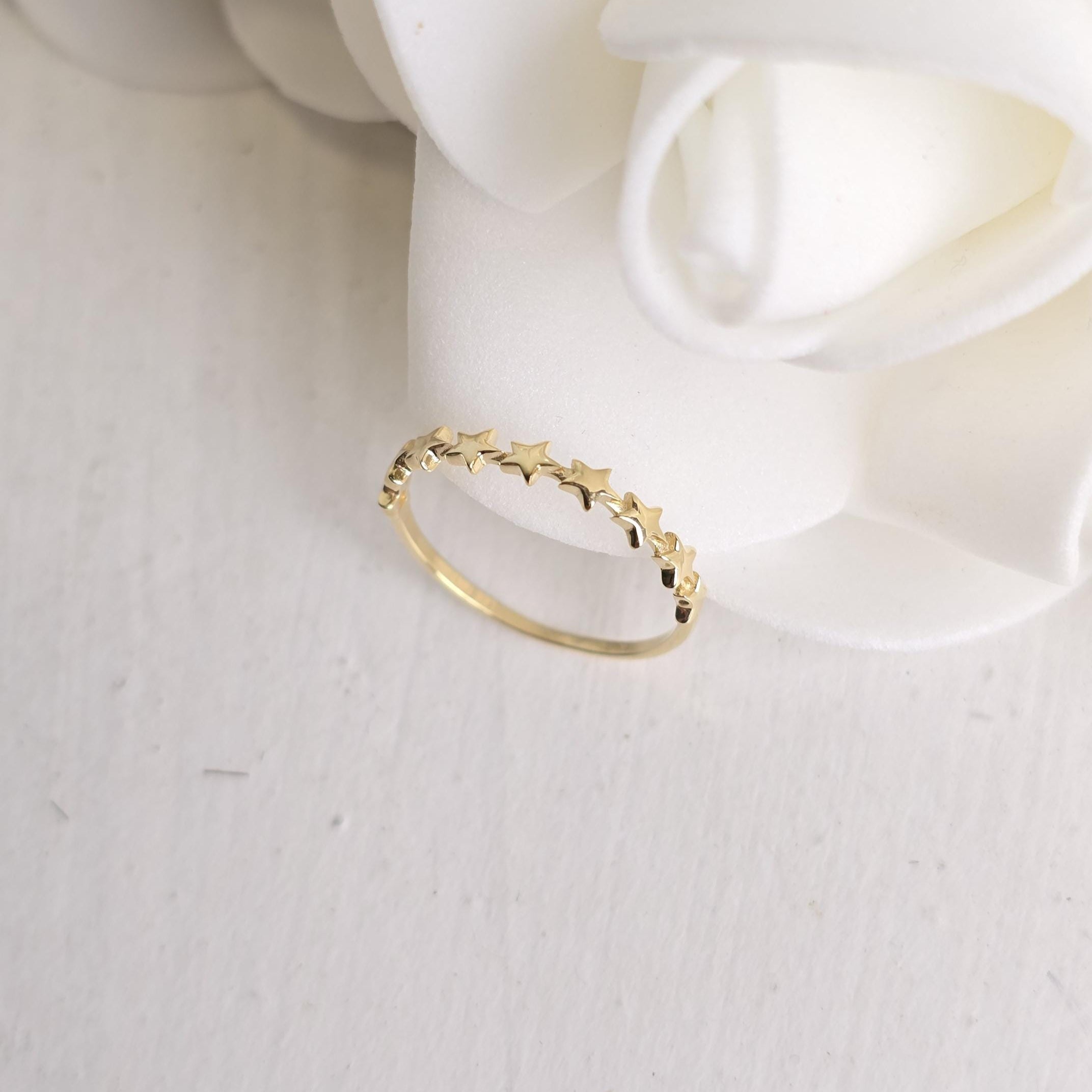 14k Stars Stackable Band