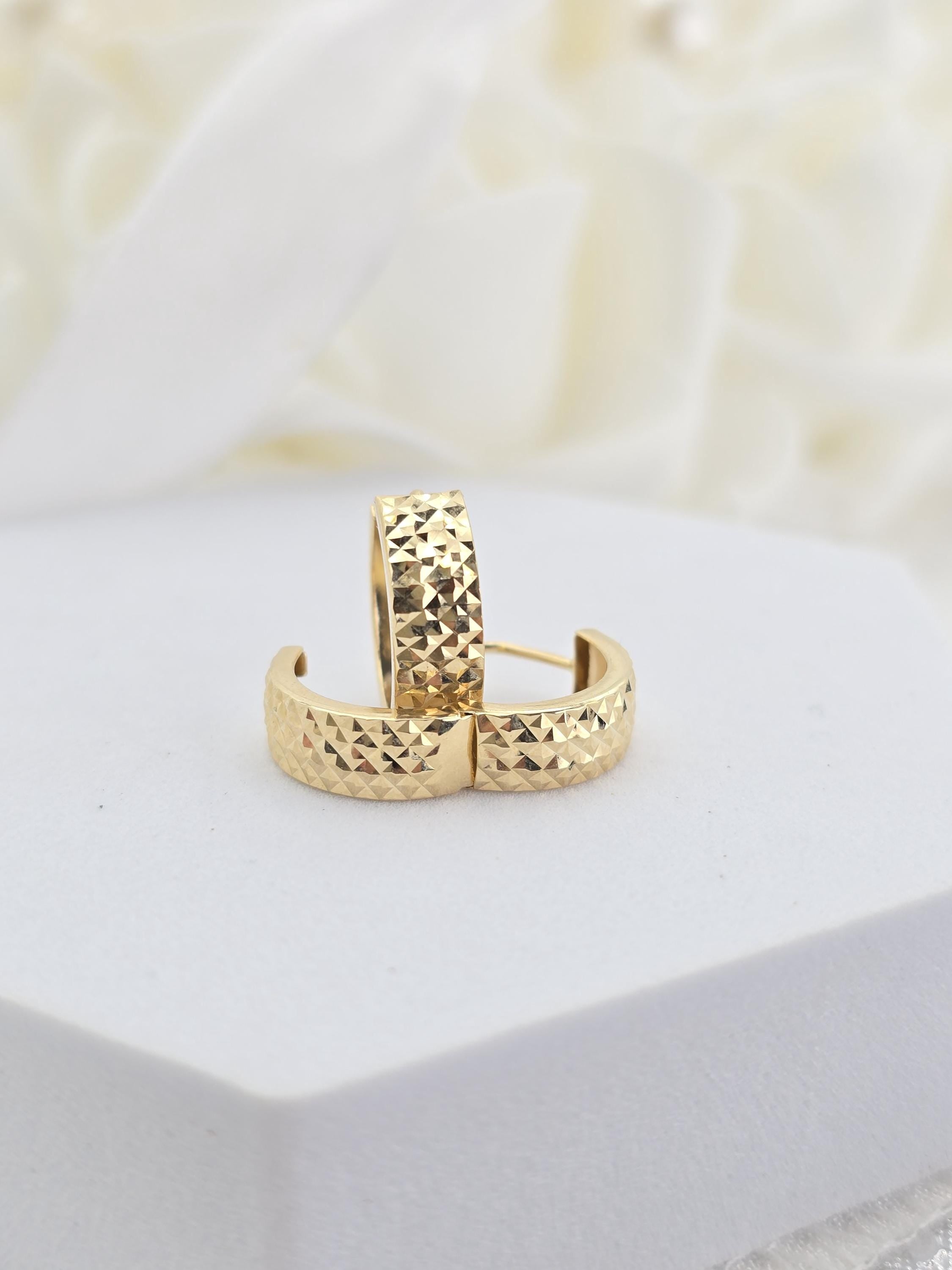 Fine 14k Gold Diamond Cut Huggies Earrings - 15MM - 5MM - Shiny and Modern