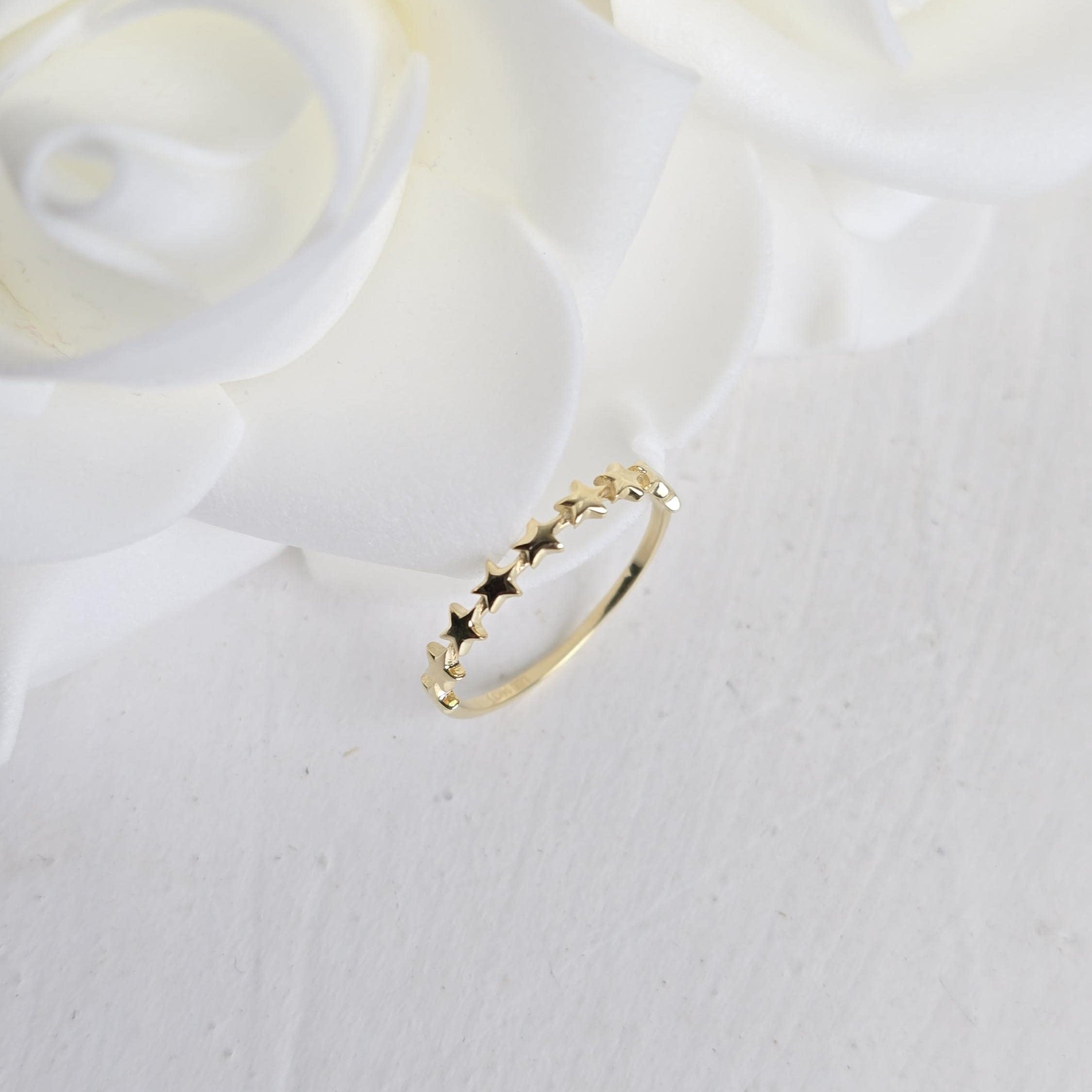 Dainty 14k Gold Stars Stackable Ring - Minimalist Jewelry - For Her - 14k Gold - Cute & Modern