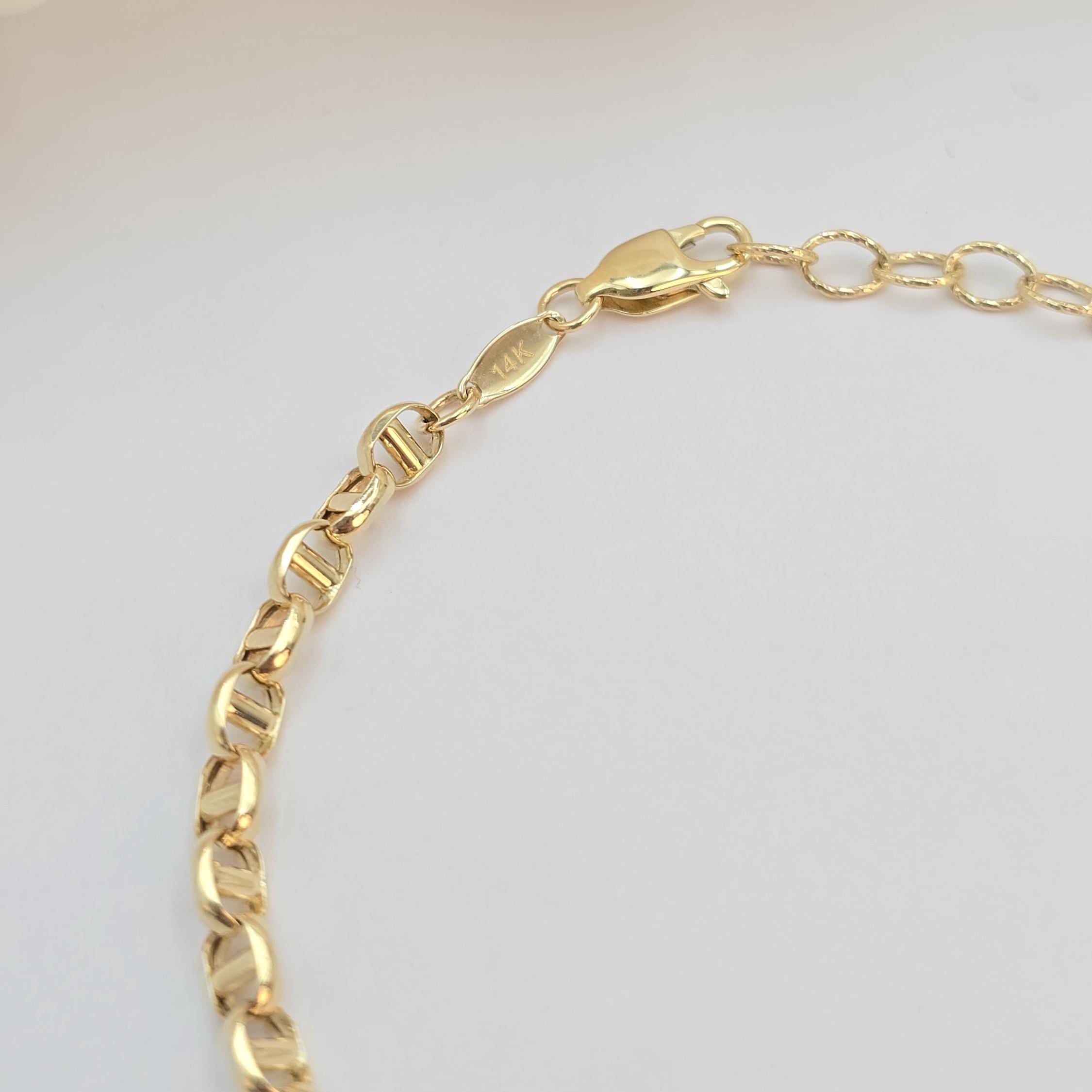 Unique 14k gold Heart Locket Bracelet - Unique & Elegant Piece - 7+1 inches - Perfect Gift For Her