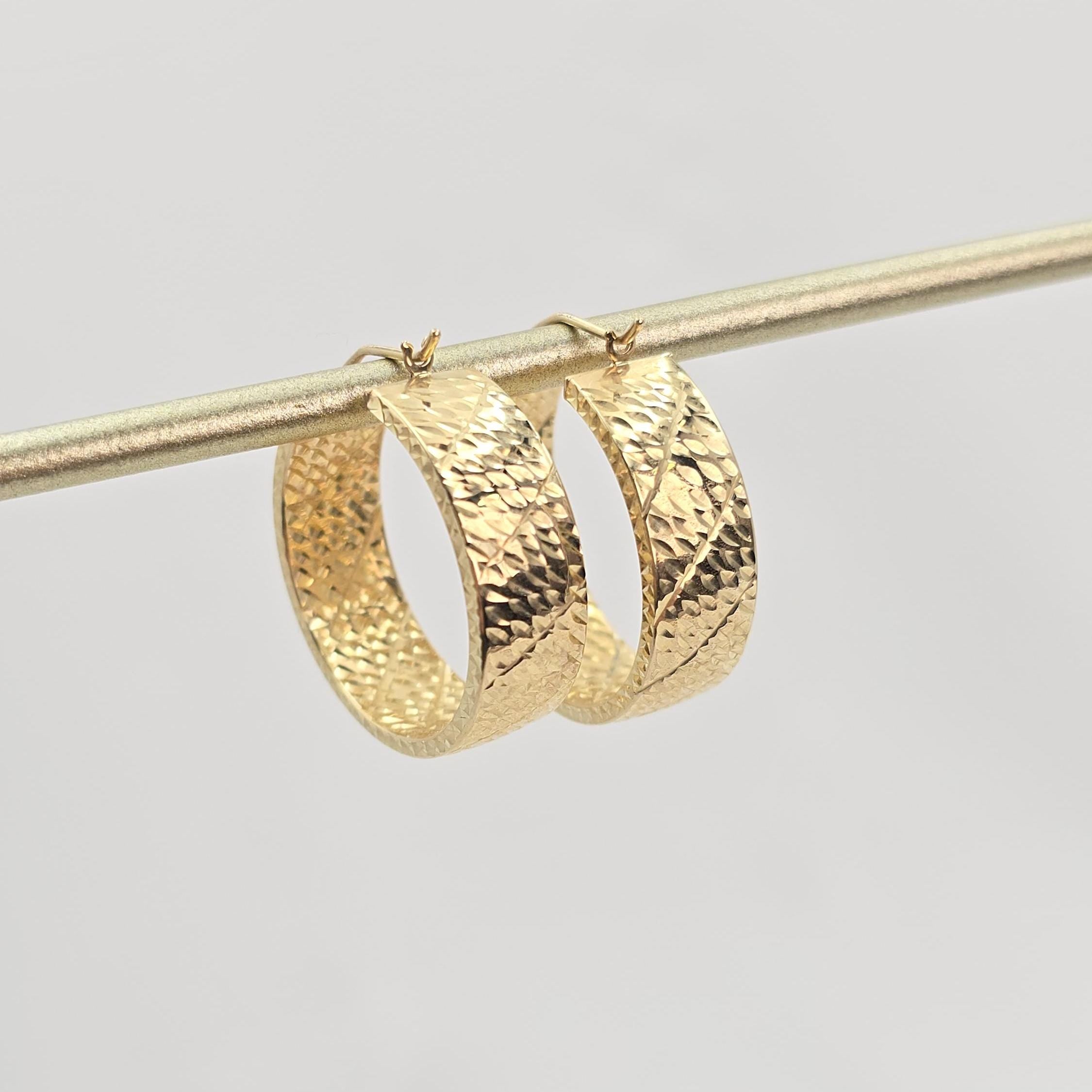 Chunky 8MM Thick 14k Gold Diamond Cut Hoop Earrings - Bold & Elegant - Perfect For Her - Anniversay, birthday, mother's day Gift